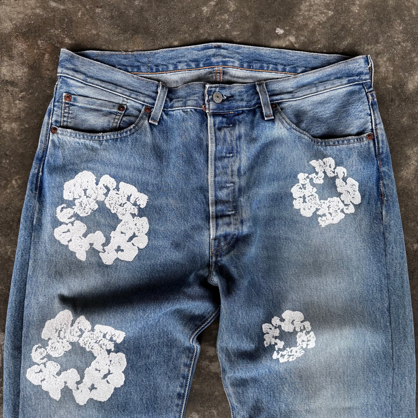 Denim Tears x Levi’s Cotton Wreath Light Wash Jeans