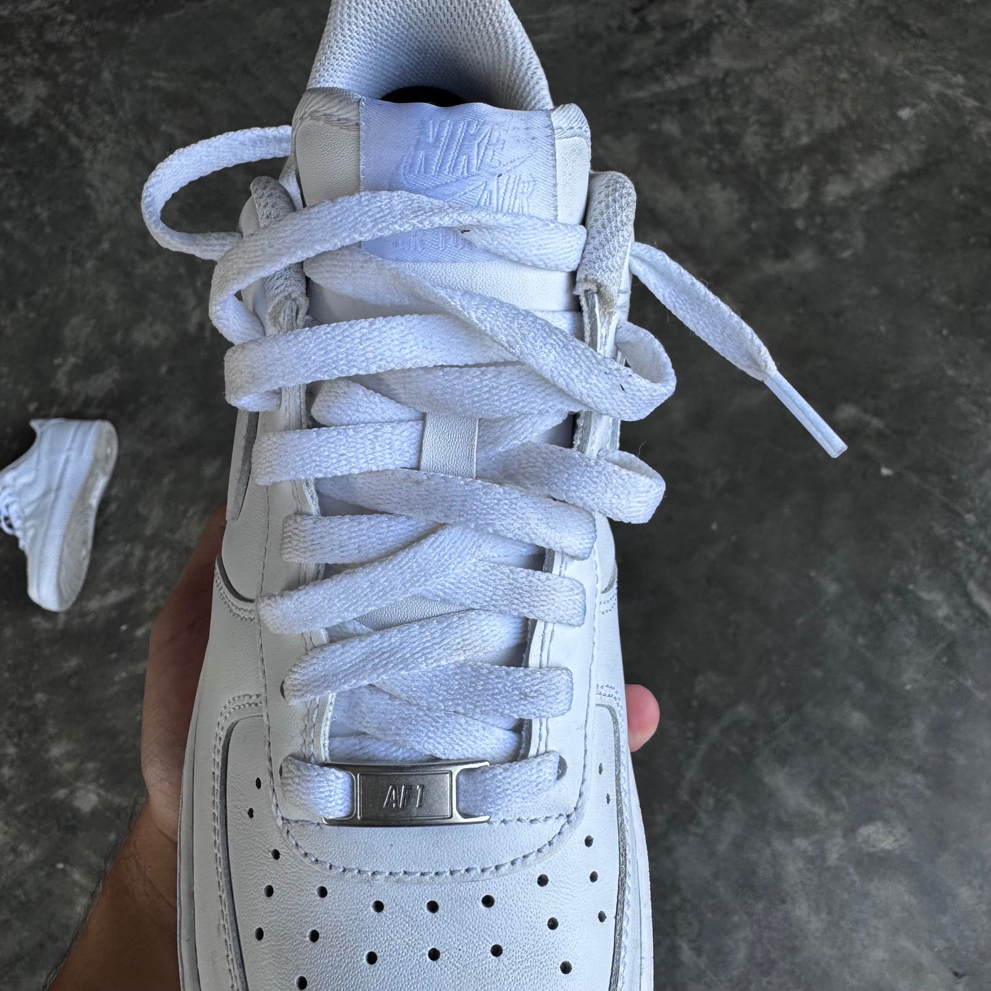 Nike Air Force 1 07’ Triple White
