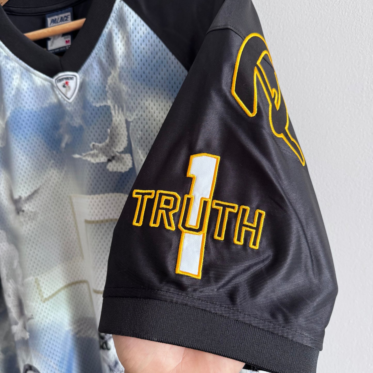 Palace 1 Truth Jersey Black