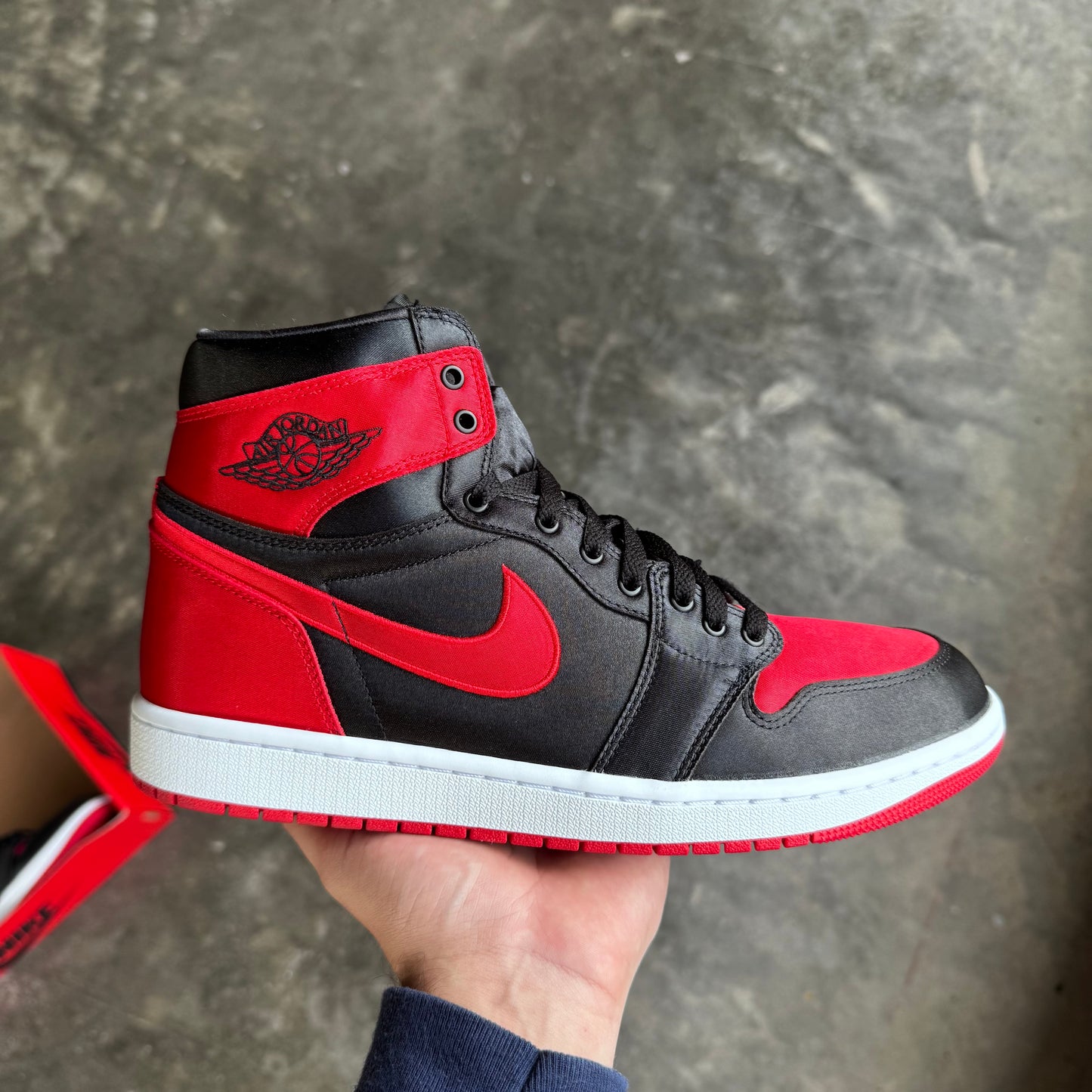 Jordan 1 Retro High OG Satin Red