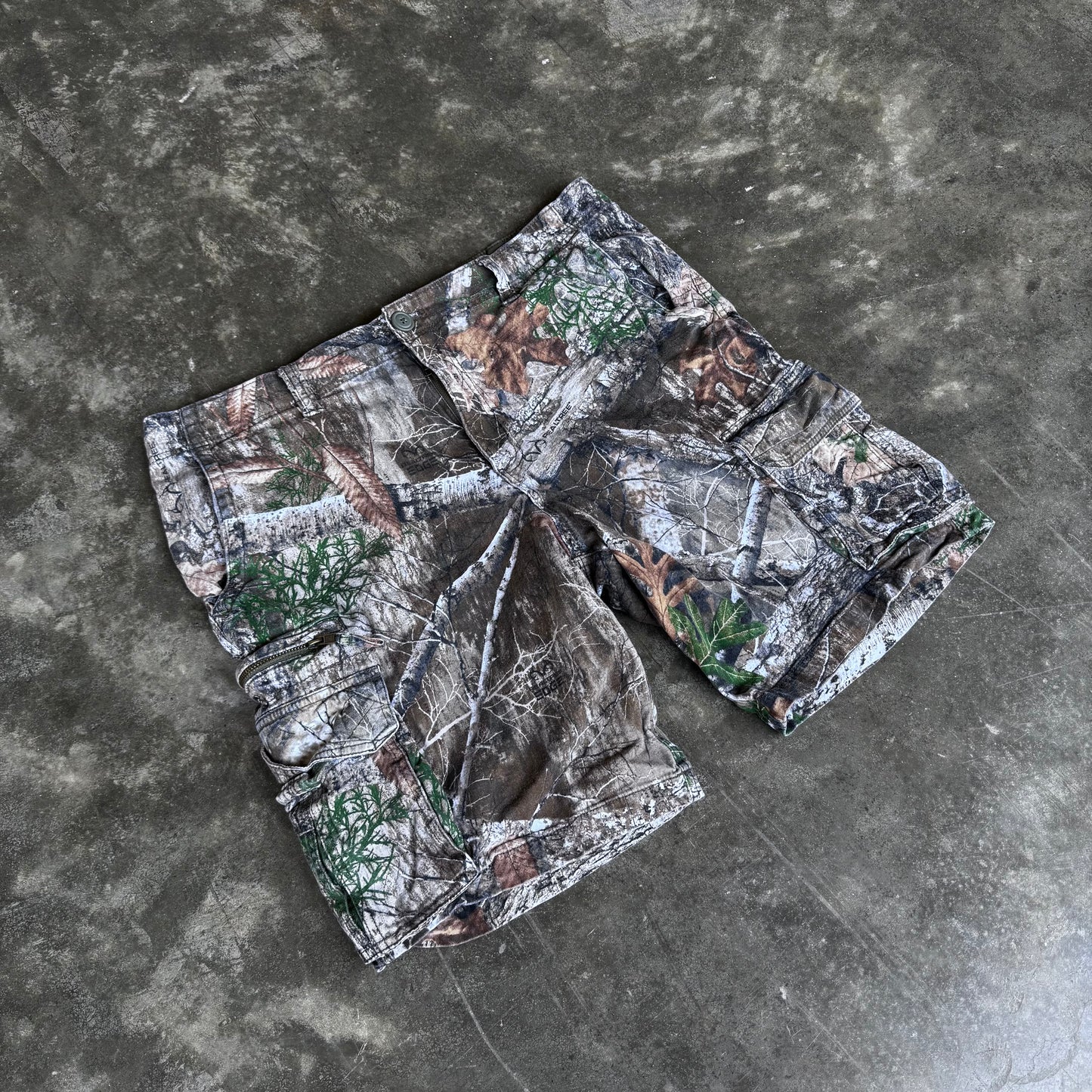 2000s George Real Tree Camo Shorts