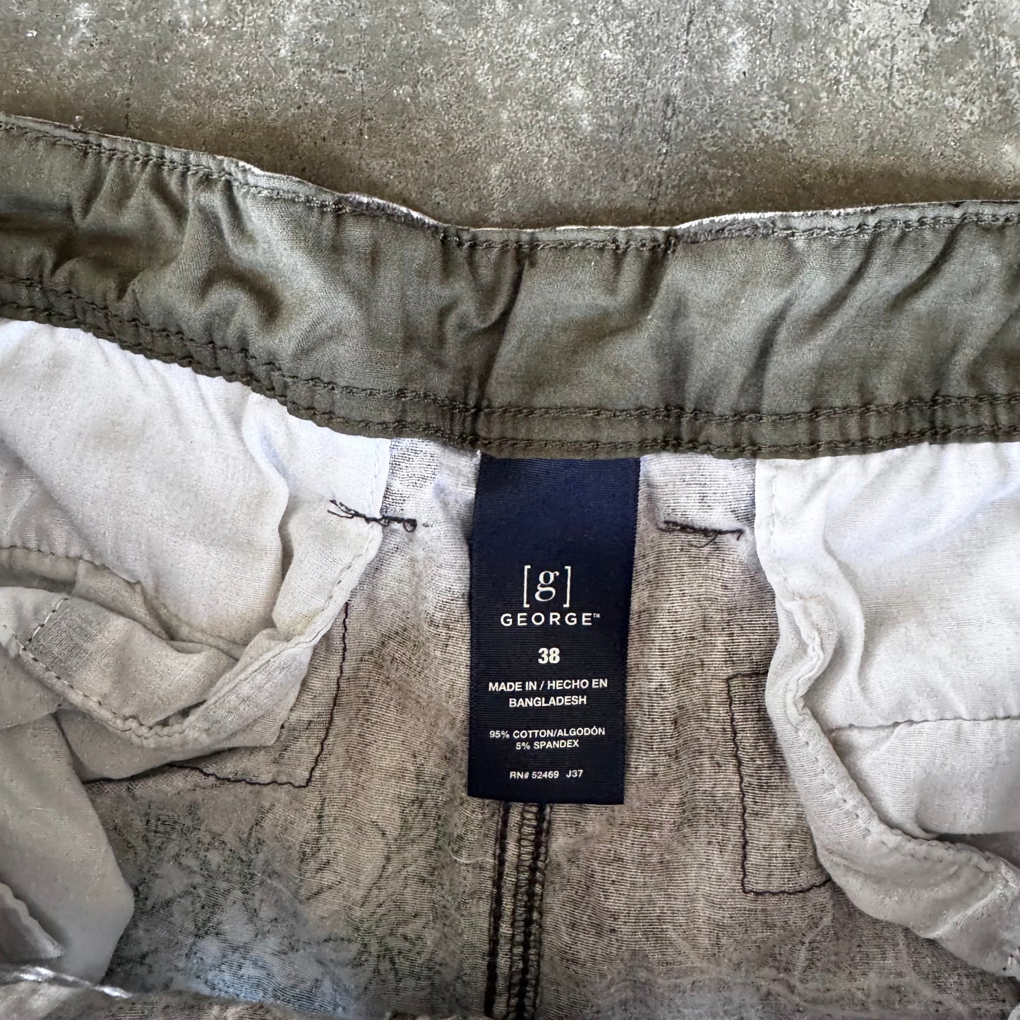 2000s George Real Tree Camo Shorts