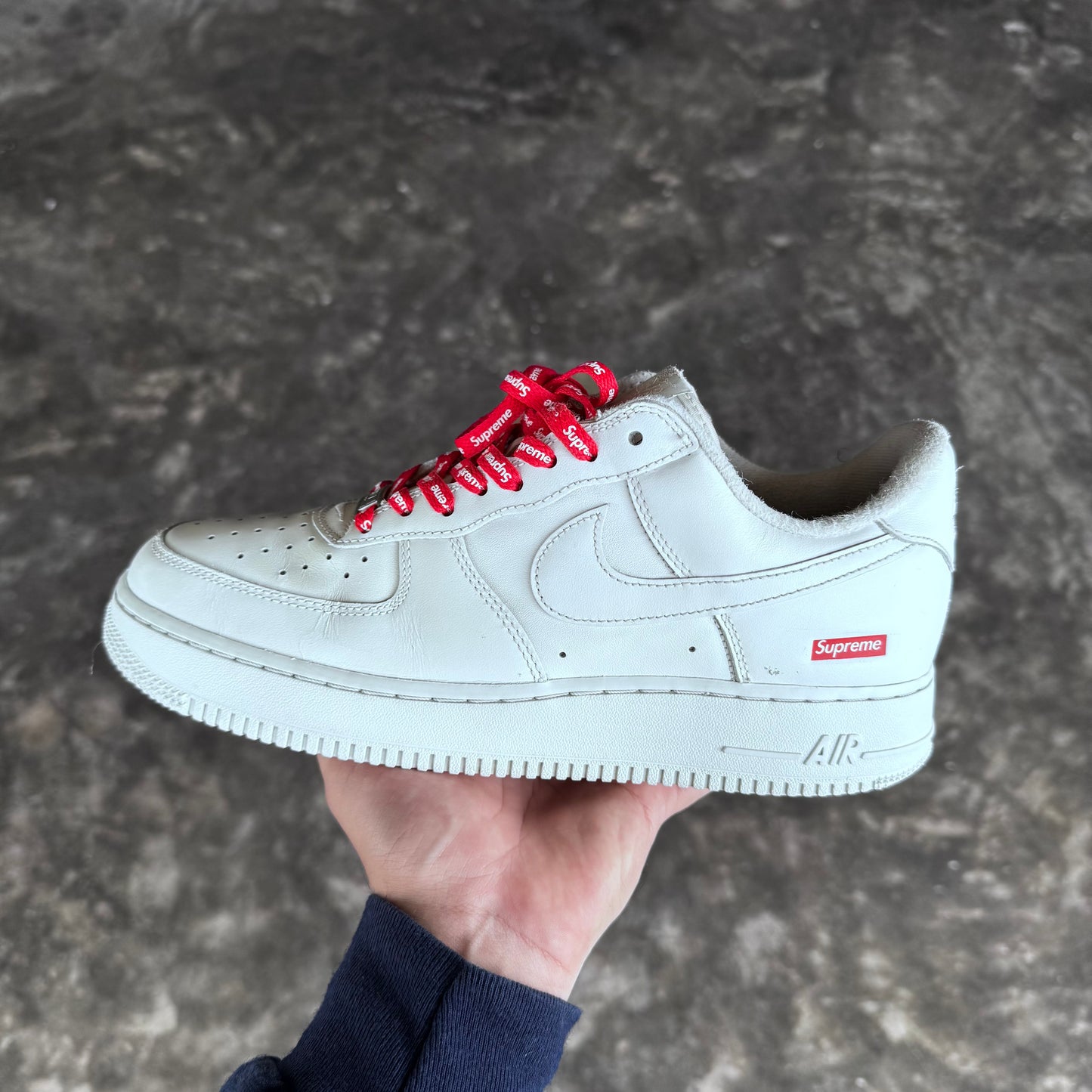 Nike x Supreme AF1 07’ Triple White