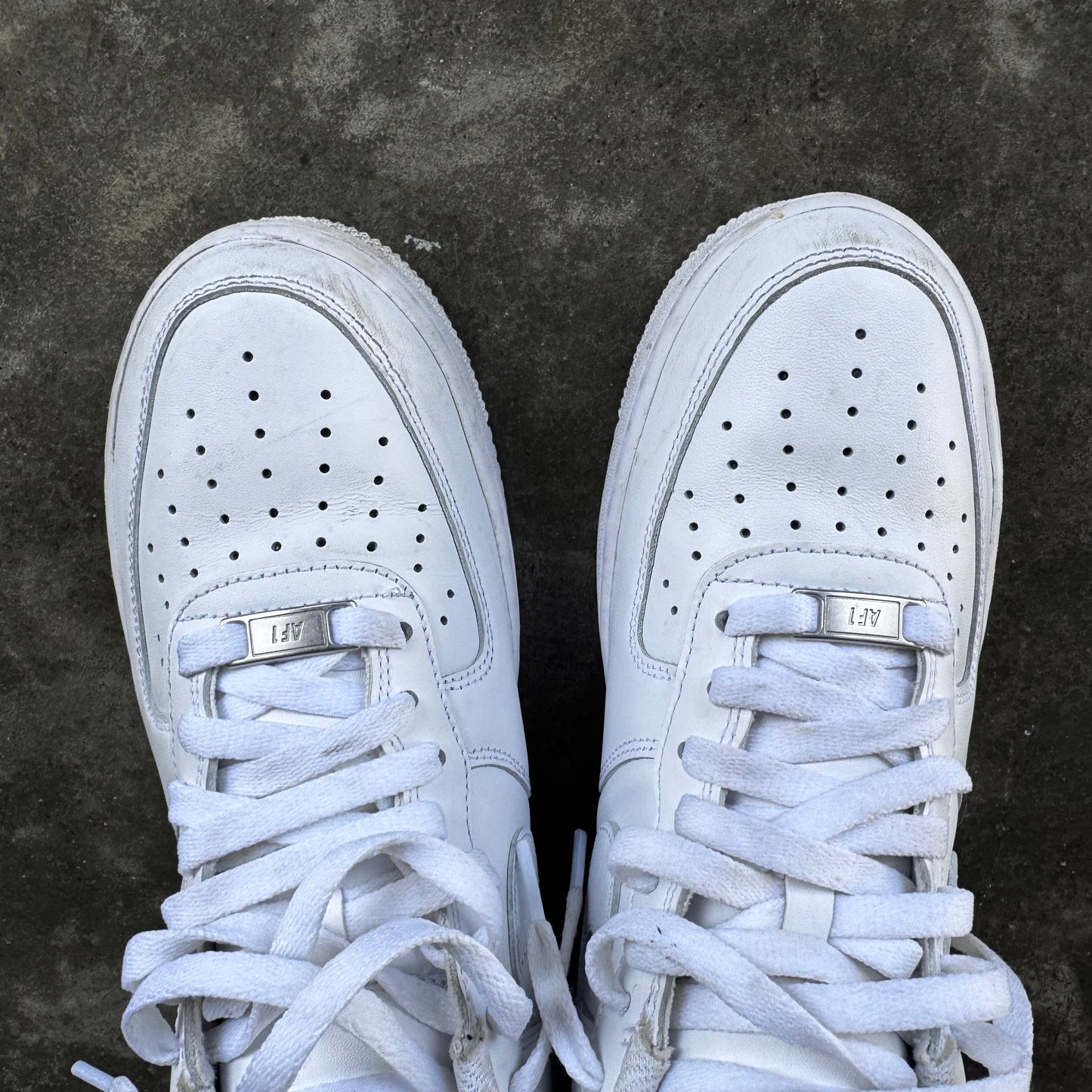 Nike Air Force 1 07’ Triple White
