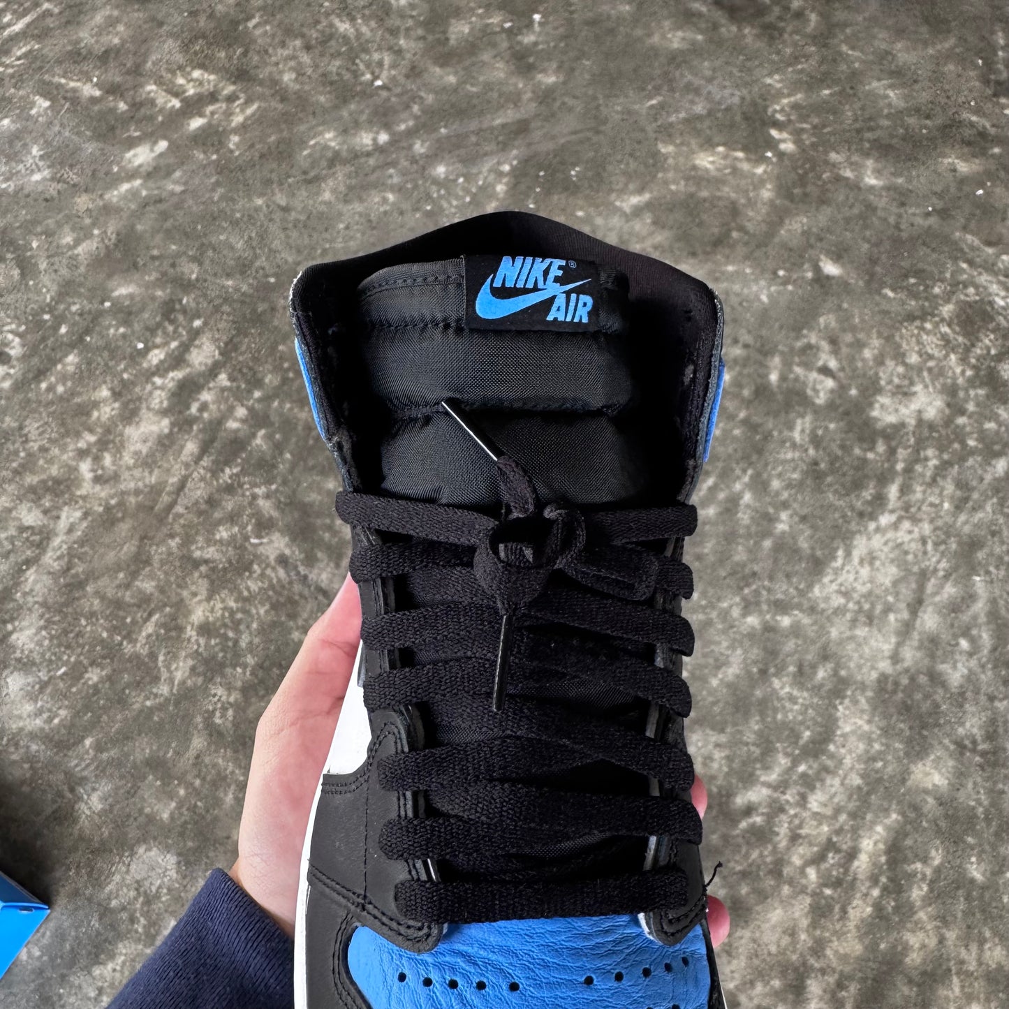 Jordan 1 Retro High OG UNC Toe