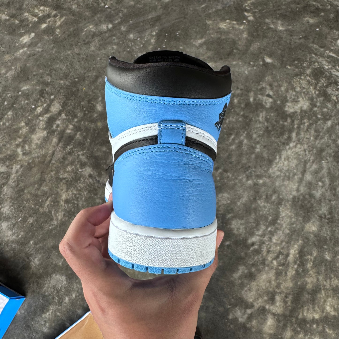 Jordan 1 Retro High OG UNC Toe