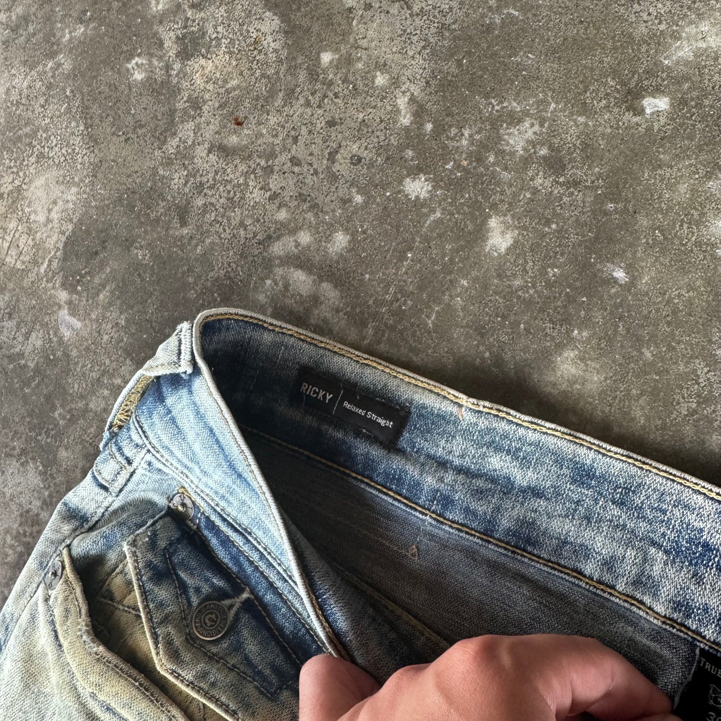 True Religion Jeans Ricky Relaxed Straight 30w