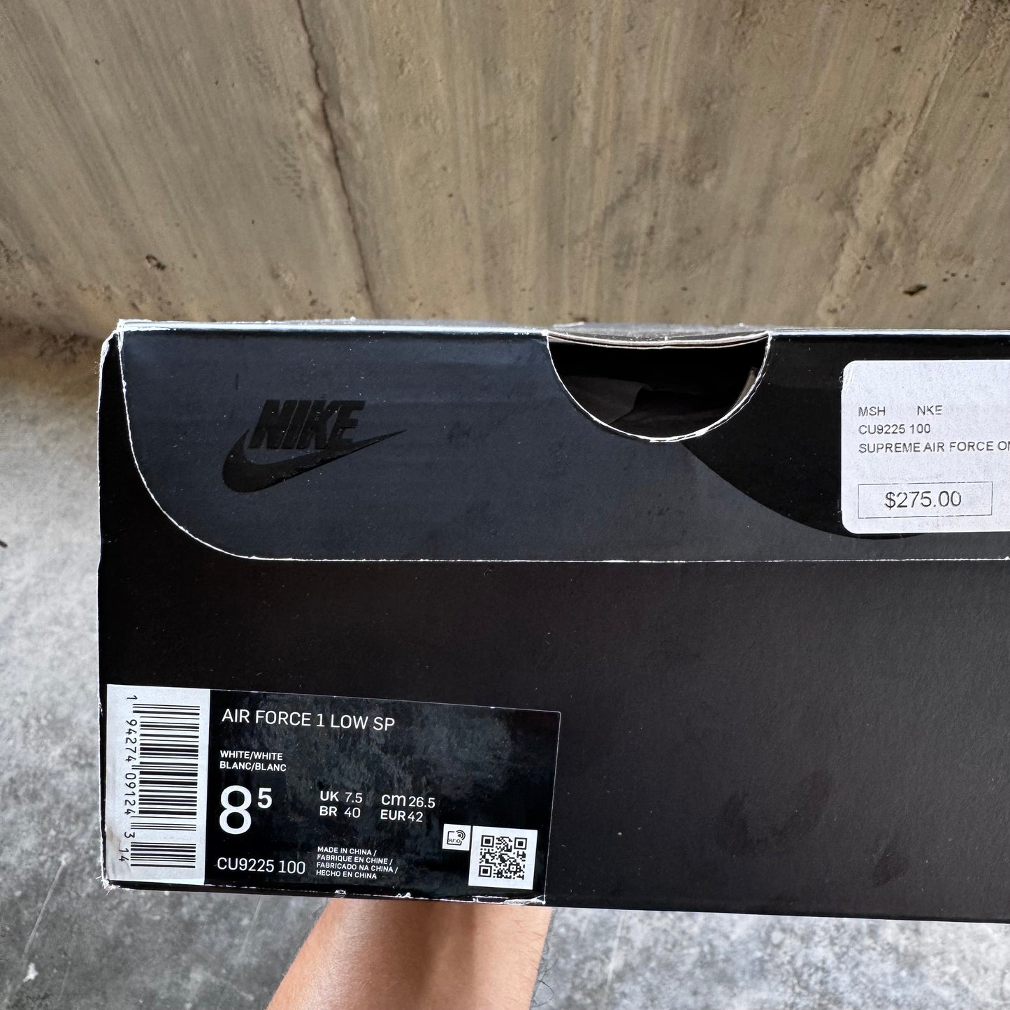 Nike x Supreme Air Force 1 Triple White