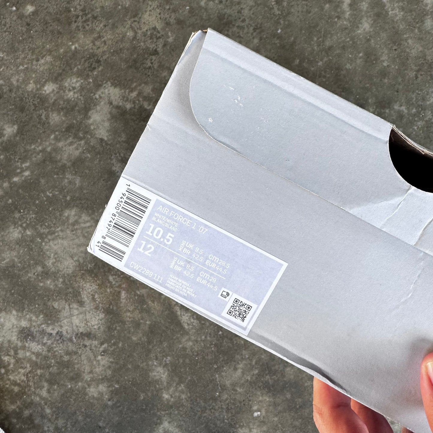 Nike Air Force 1 07’ Triple White 10.5US