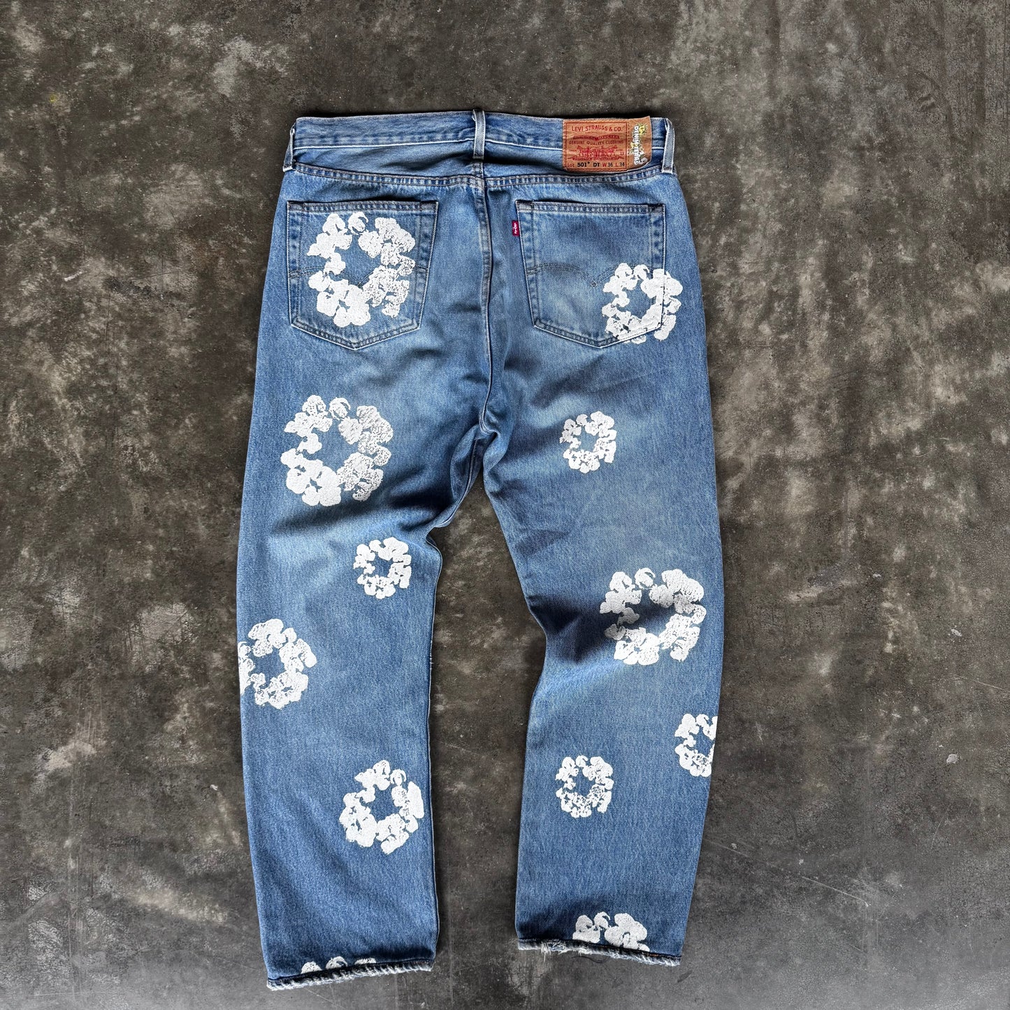 Denim Tears x Levi’s Cotton Wreath Light Wash Jeans