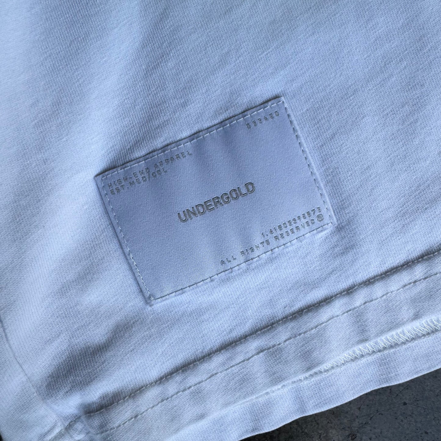 UNDERGOLD Free Spirit White Tee