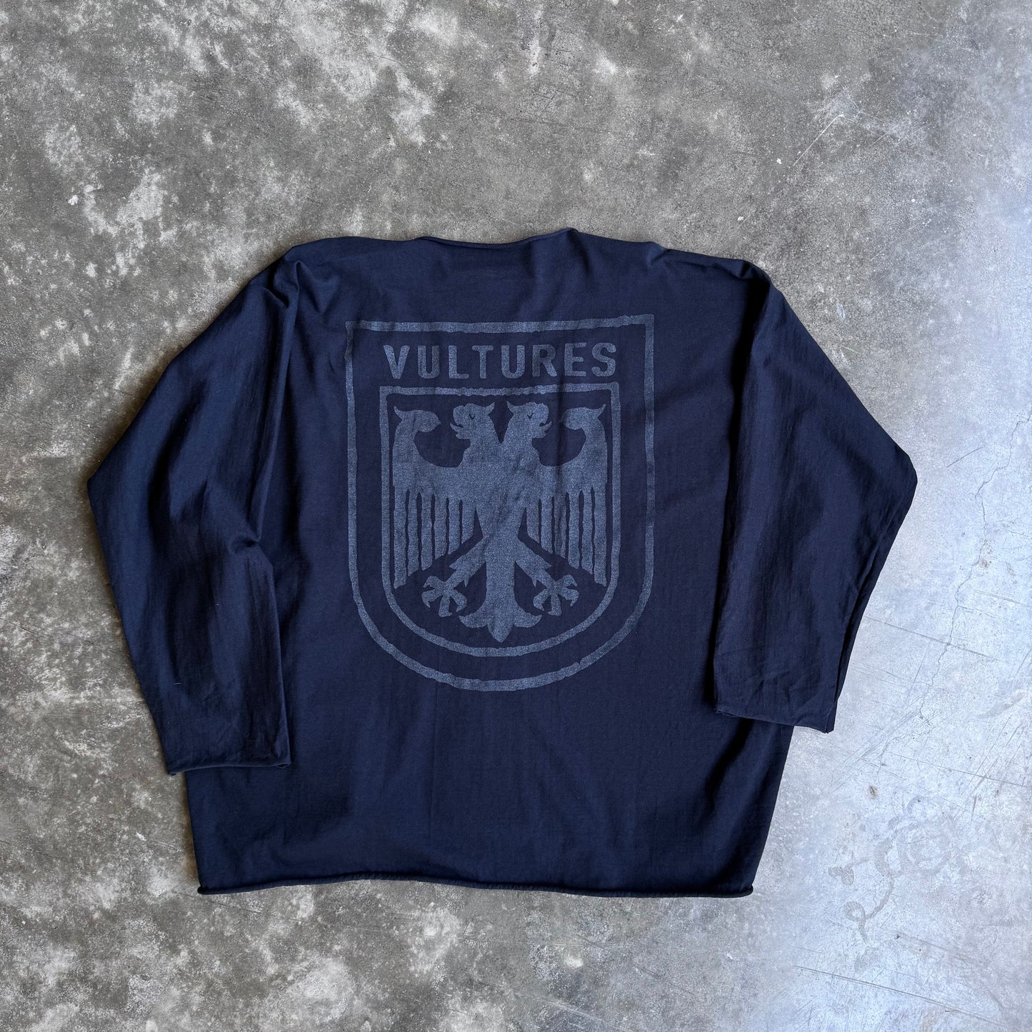 YZY Kanye West Vultures Logo Longsleeve Black (3)