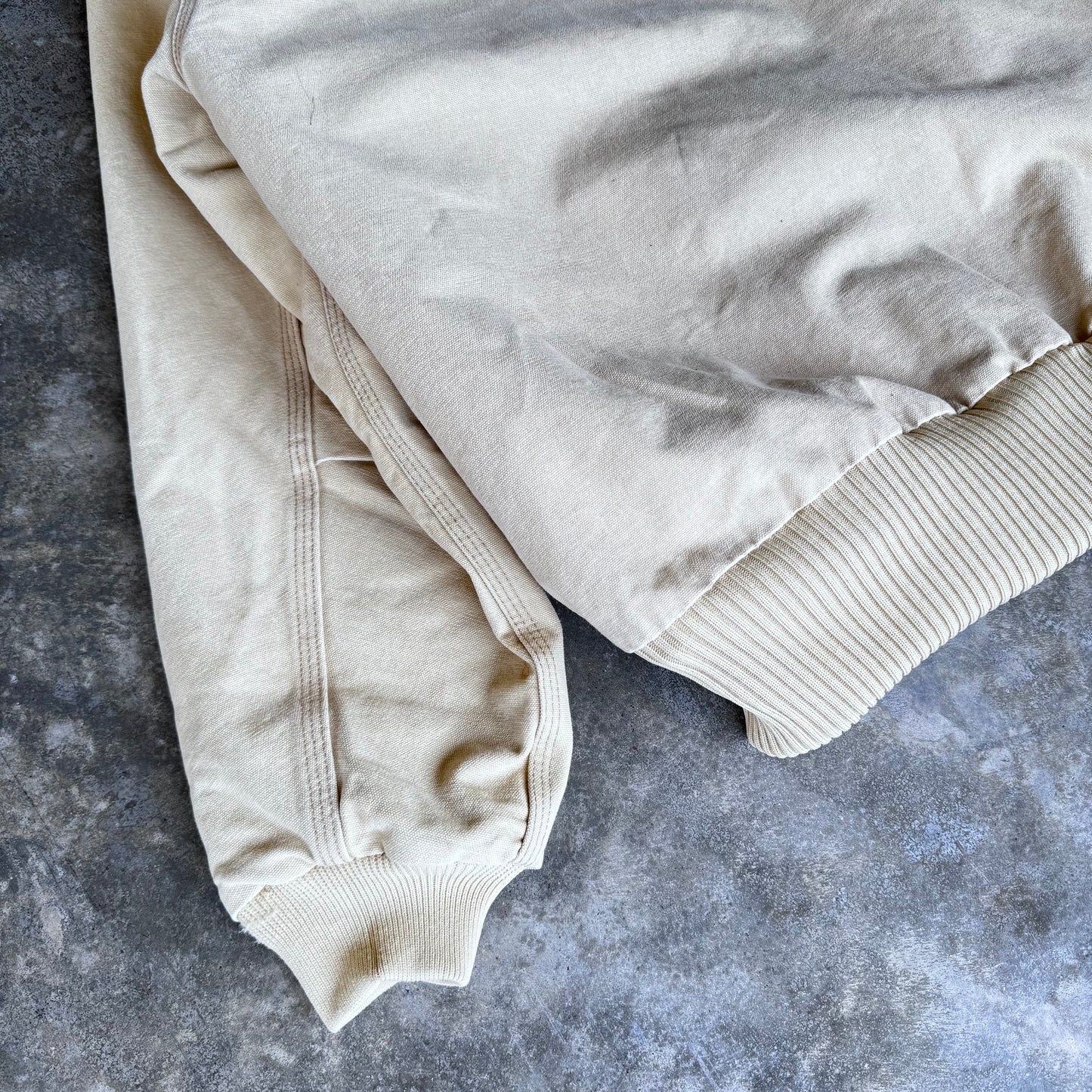 2000s Carhartt Santa Fe Jacket “Cream”