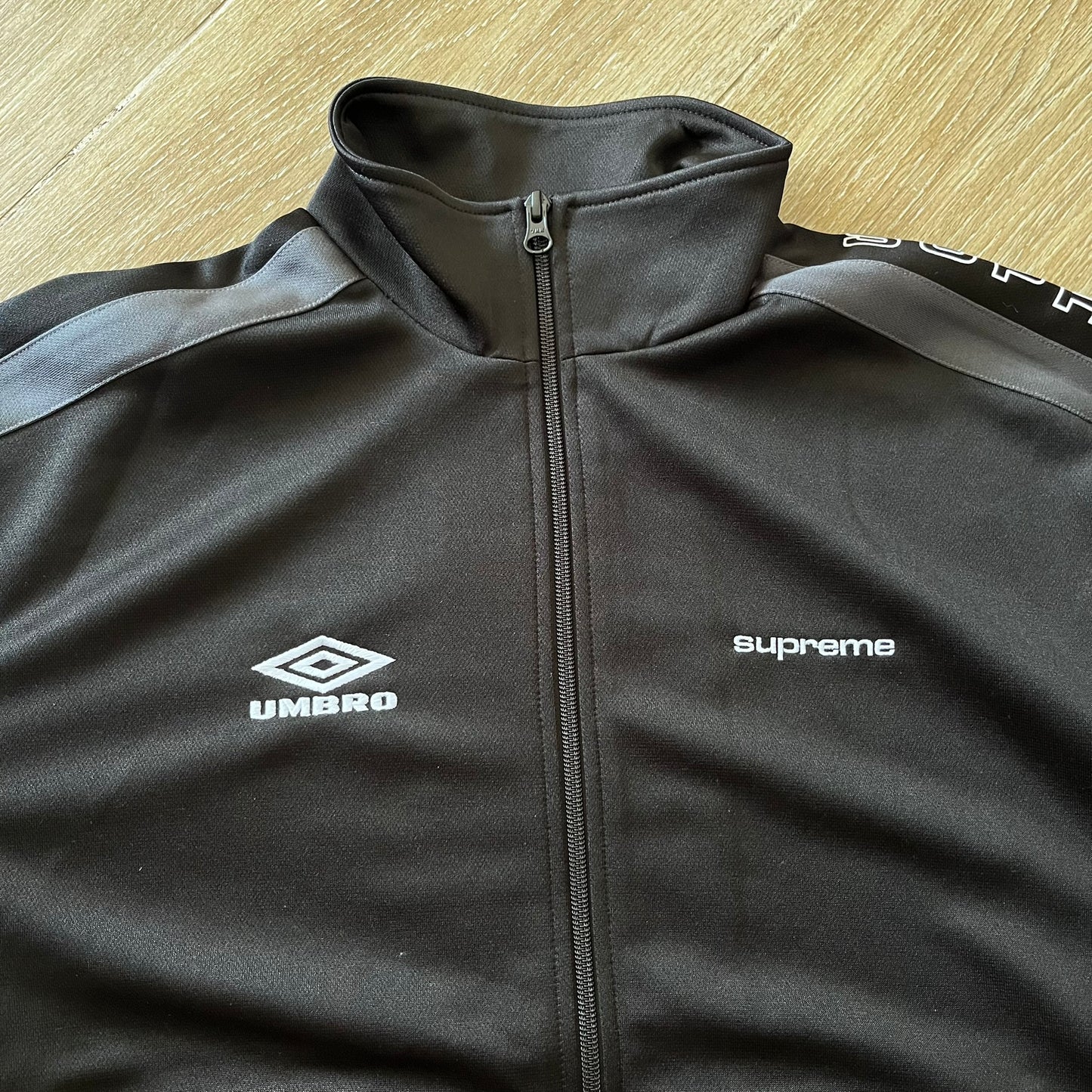 Supreme x Umbro Snap Sleeve Jacket