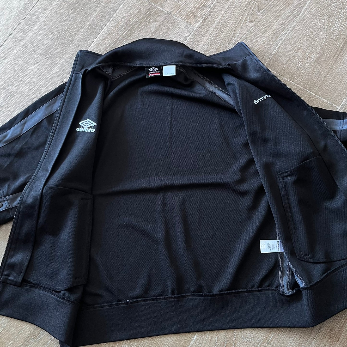 Supreme x Umbro Snap Sleeve Jacket