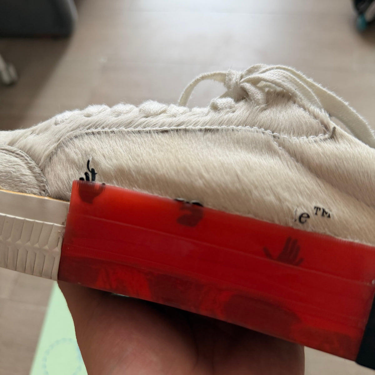 Off-White Vulcanized Low Top Sneakers White/Black (44EU)