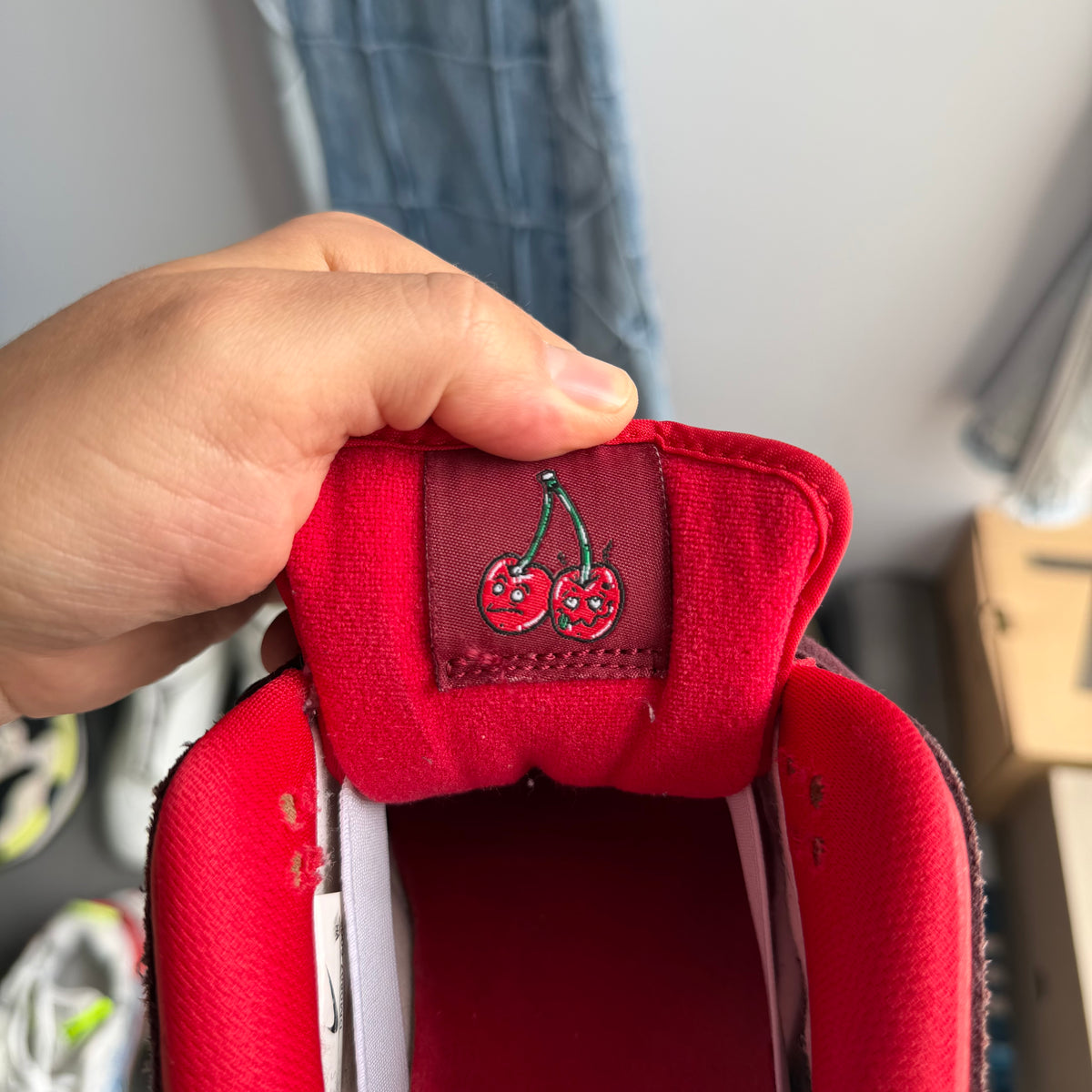 Nike SB Dunk Low Cherry (7.5US)