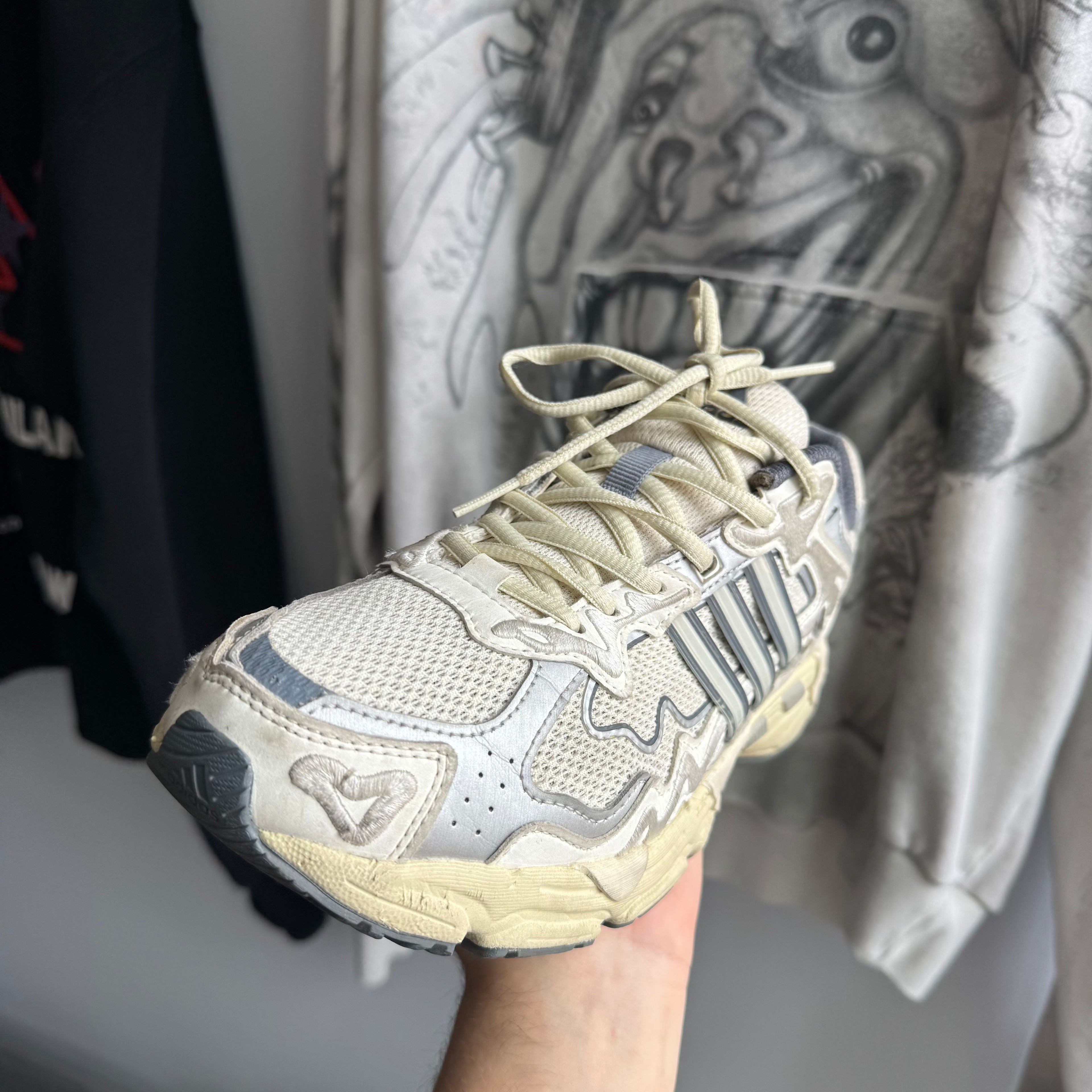 adidas Response CL Bad Bunny