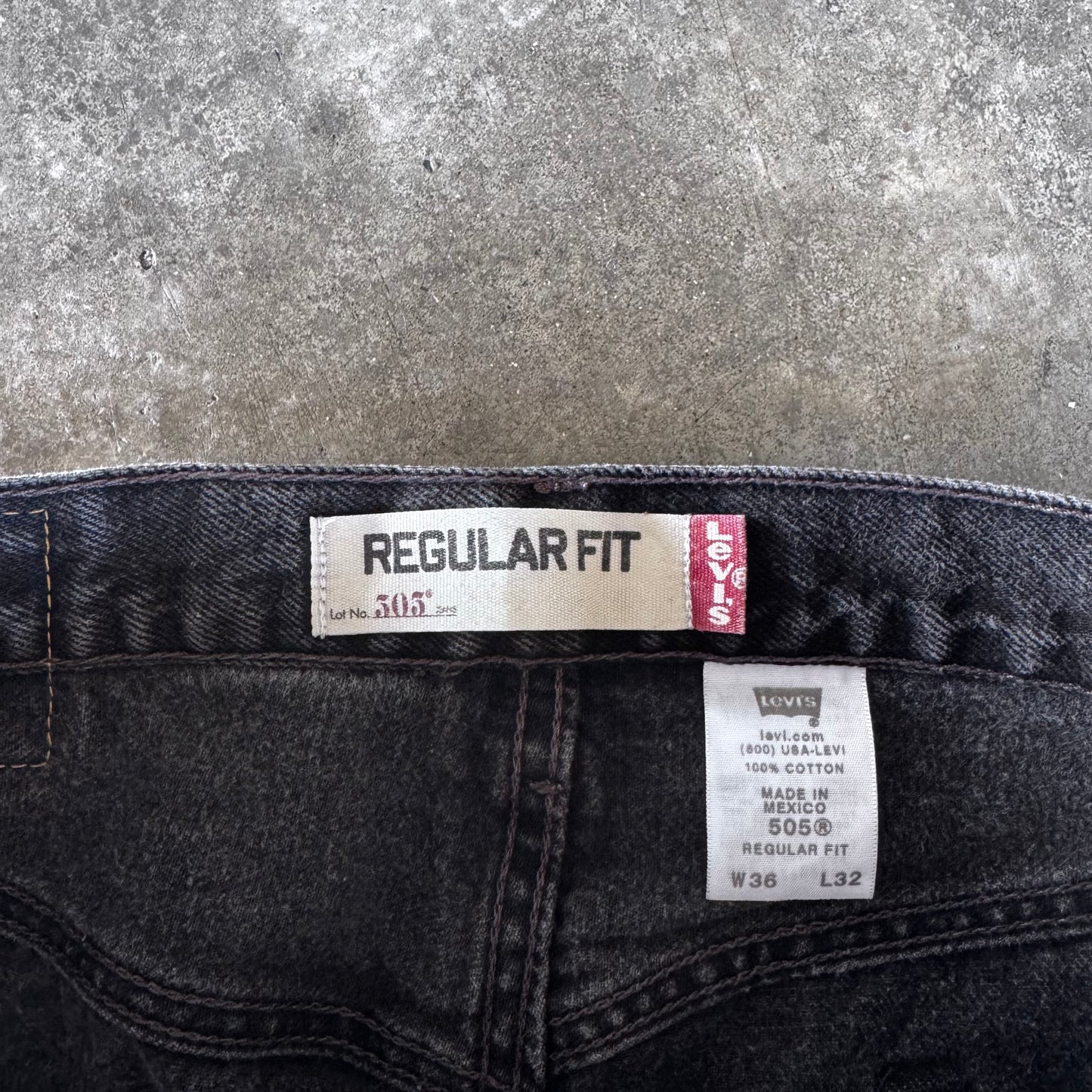 2000s Levi’s 505 Faded Black Jeans