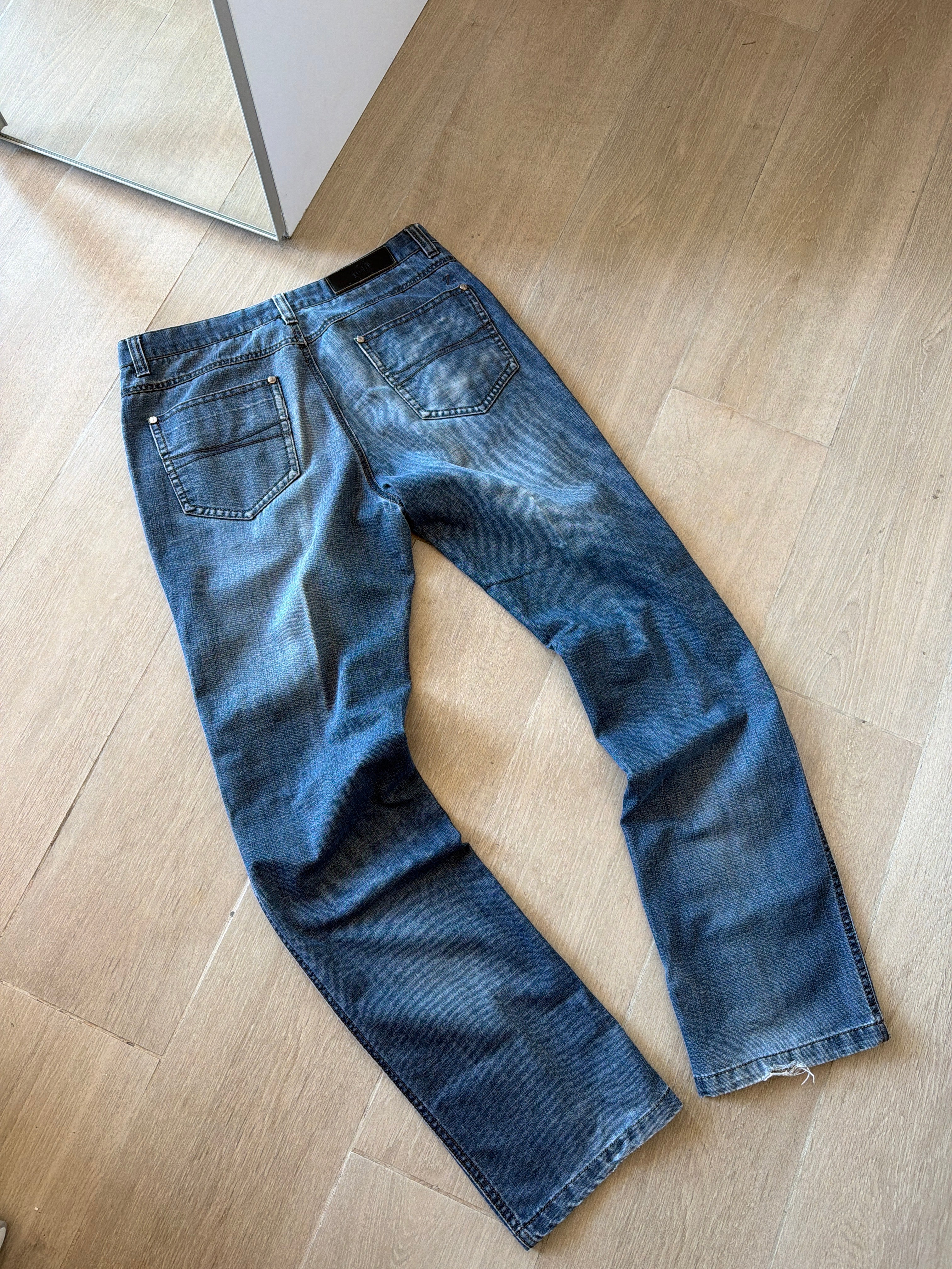 Ermenegildo Zegna Classic Fit Bootcut Jeans