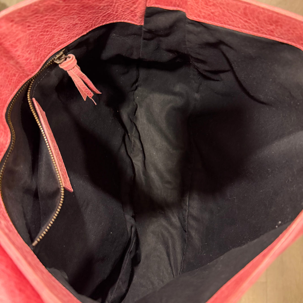 Balenciaga City Folk Messenger Bag Pink