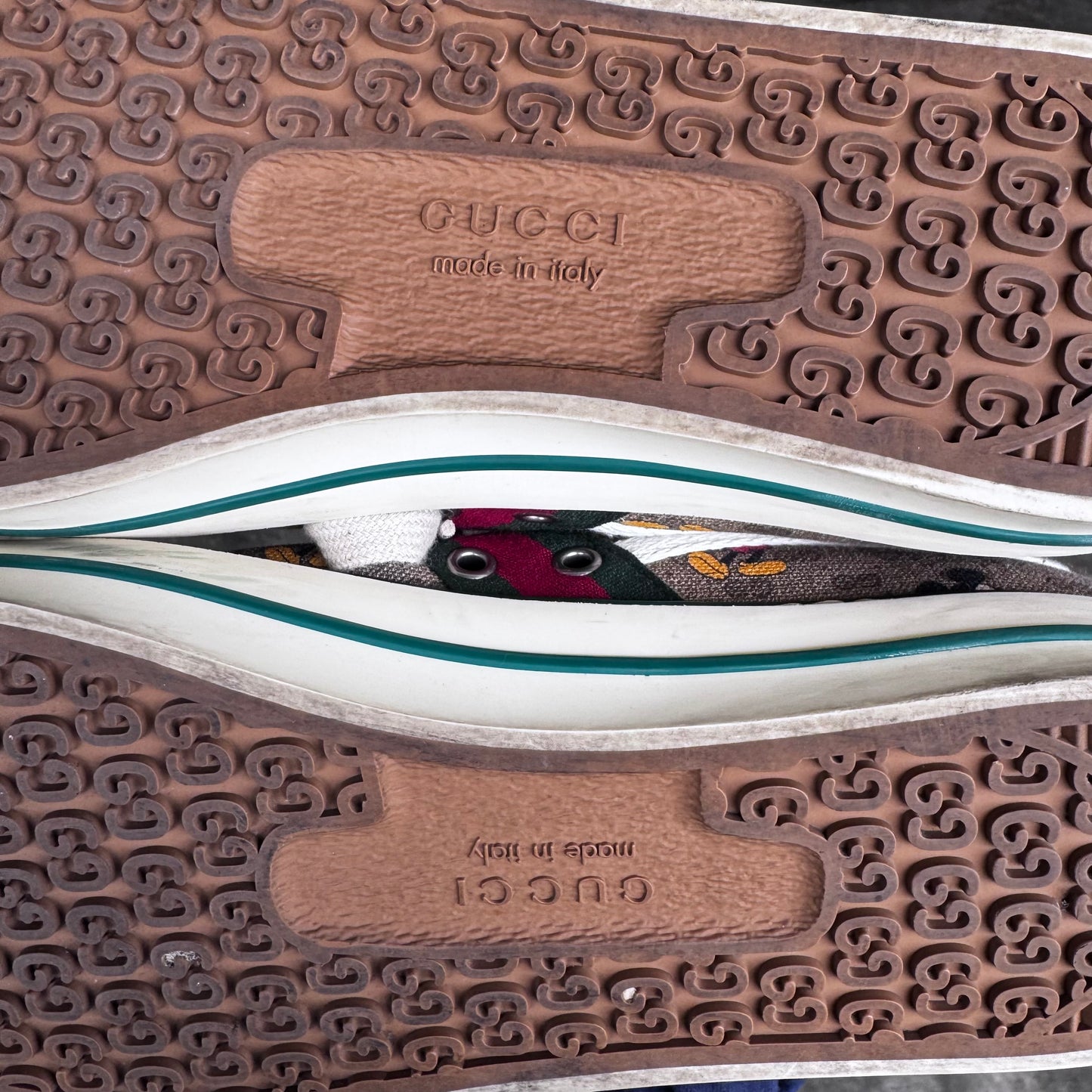 Gucci Disney Tennis 1977 Shoes Mickey Mouse GG Canvas Limited Edition