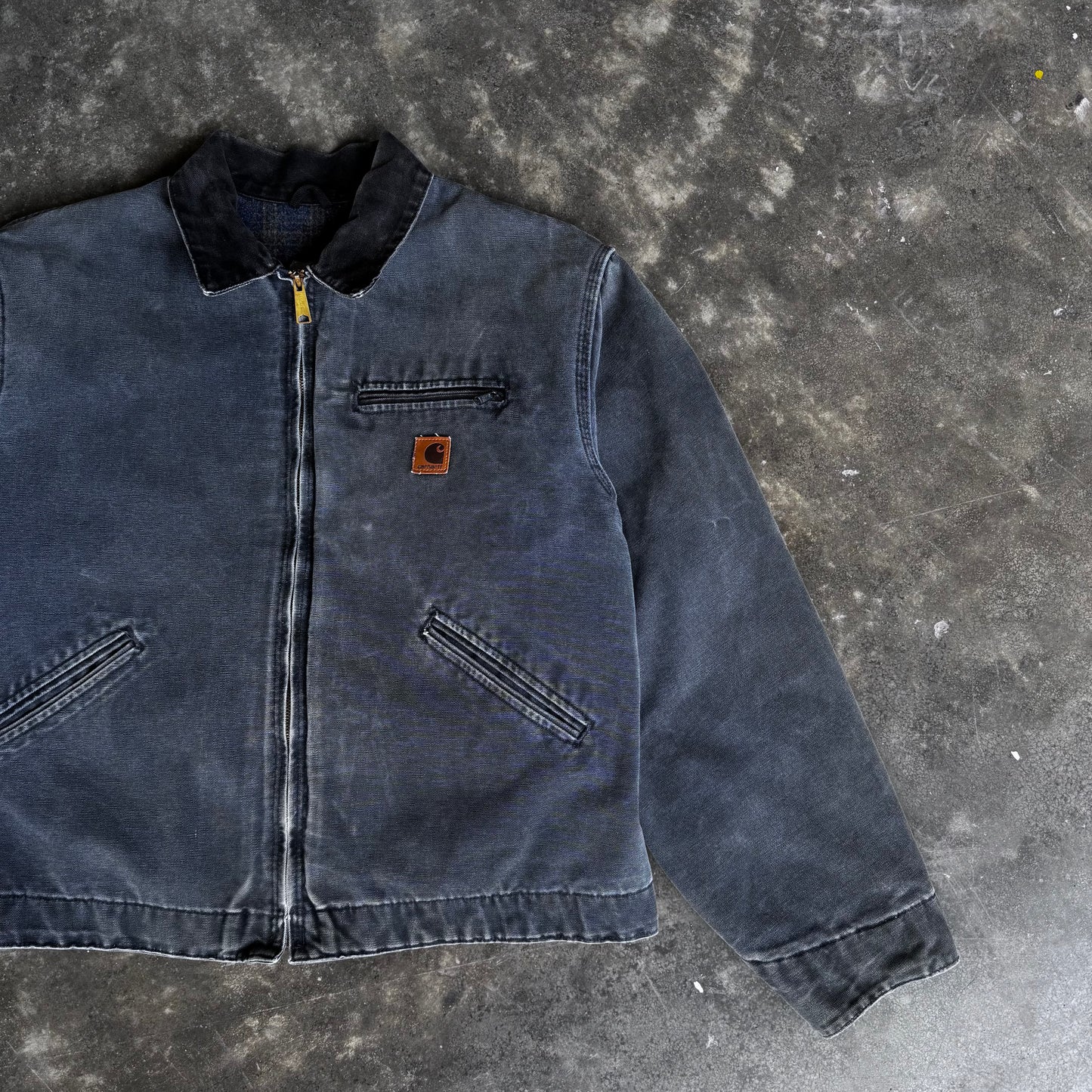 2005 Vintage Carhartt Detroit Jacket “Cement”