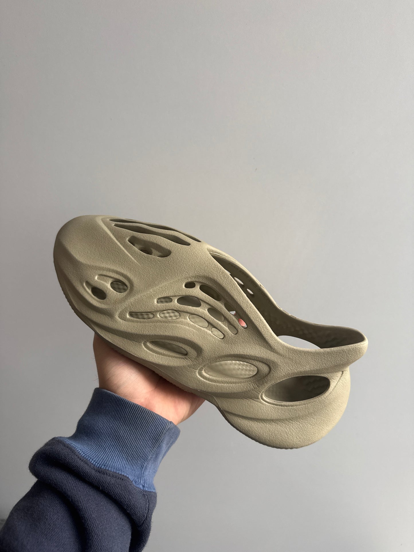 adidas Yeezy Foam RNR Sand