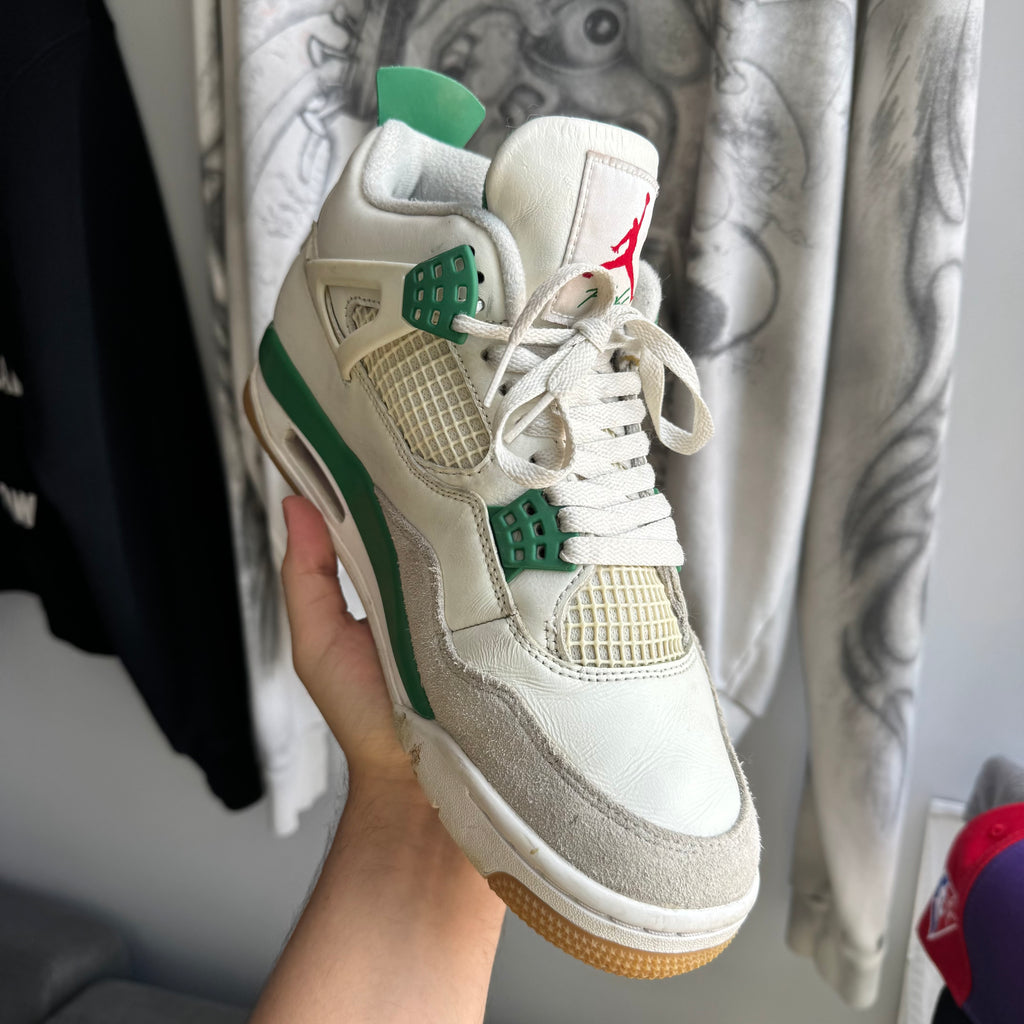 Jordan 4 Retro SB Pine Green