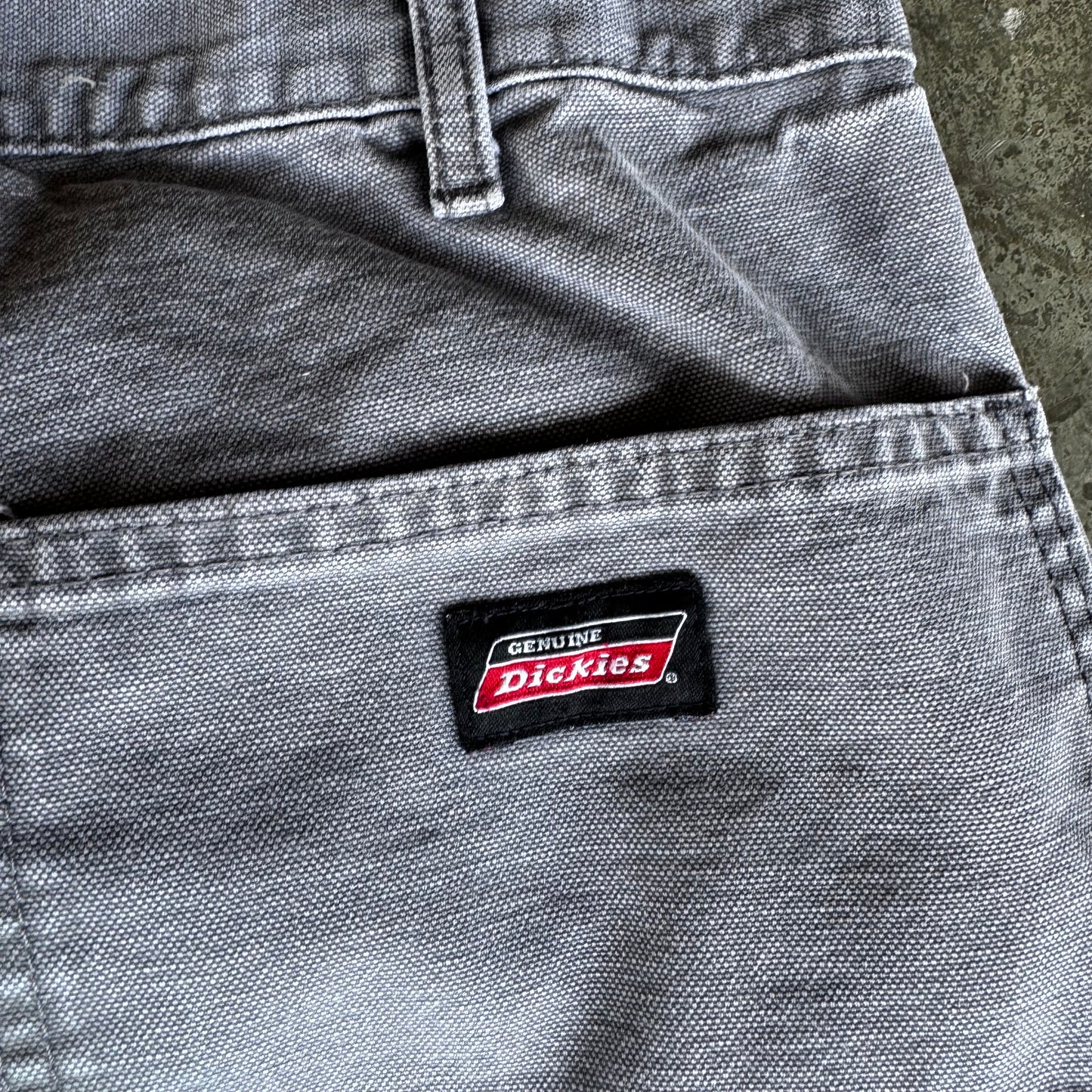 2000s Dickies Carpenter Pants “Stone”