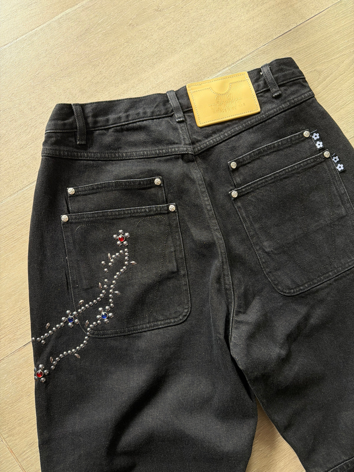 VandyThePink Flower Stud Pants Black (M)