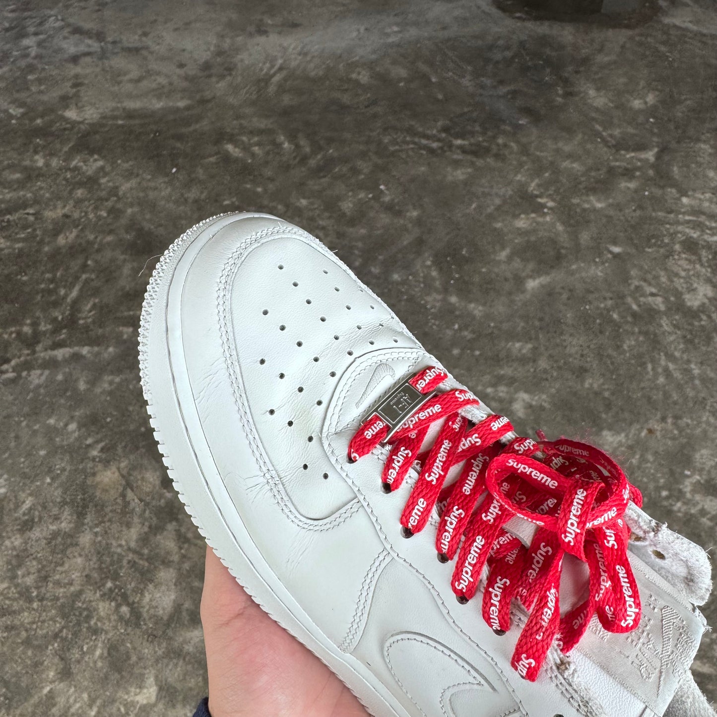 Nike x Supreme AF1 07’ Triple White
