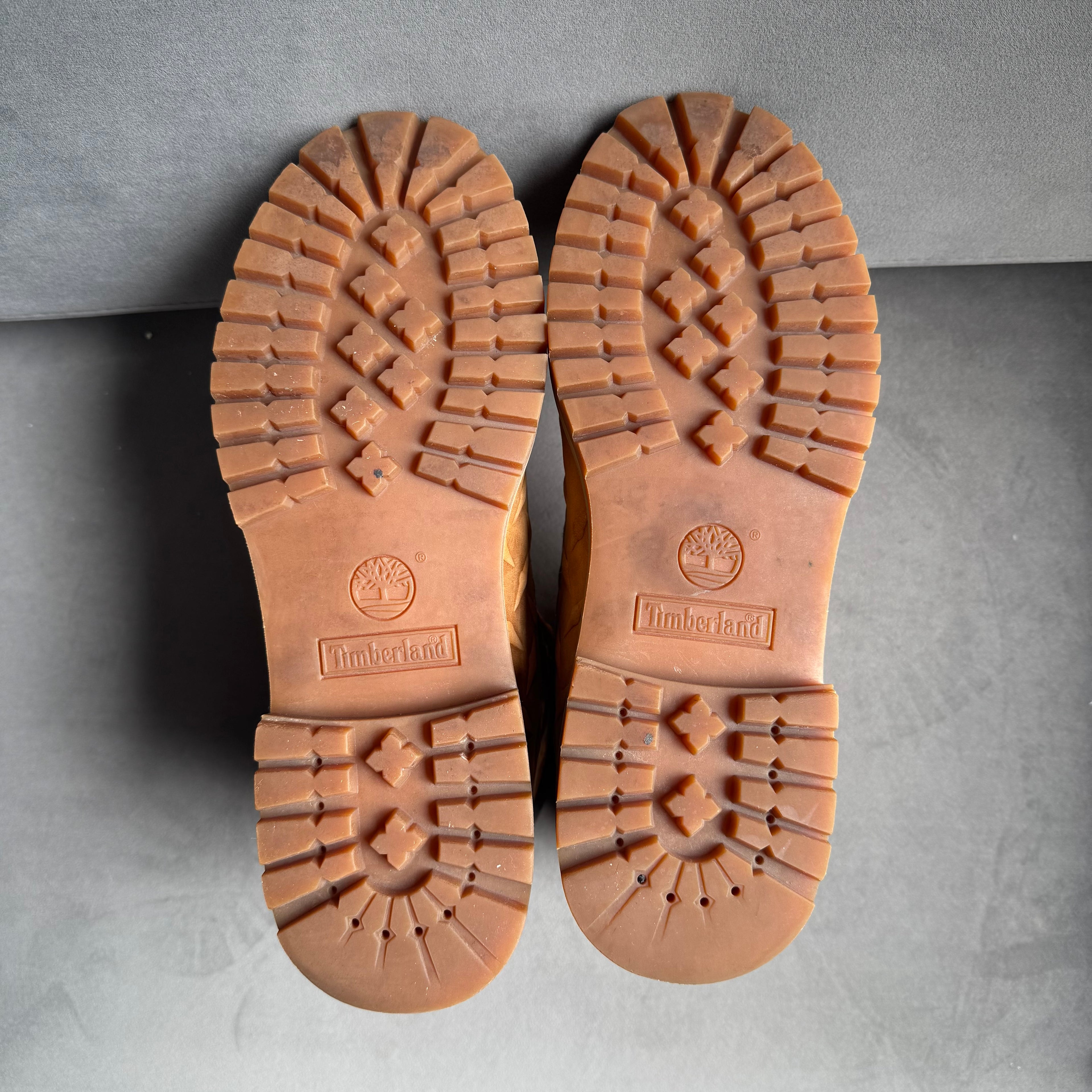 2023 Supreme x Timberland 6” Premium Waterproof Diamond Plate Boots Wheat