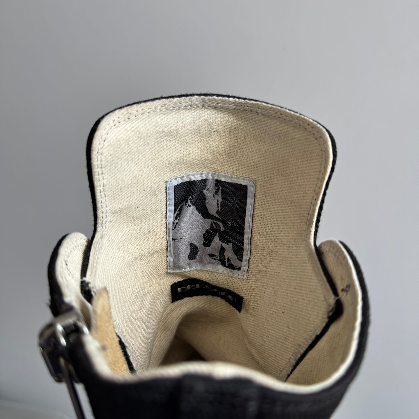 Rick Owens High Hexa Lace Black Milk Sneaker