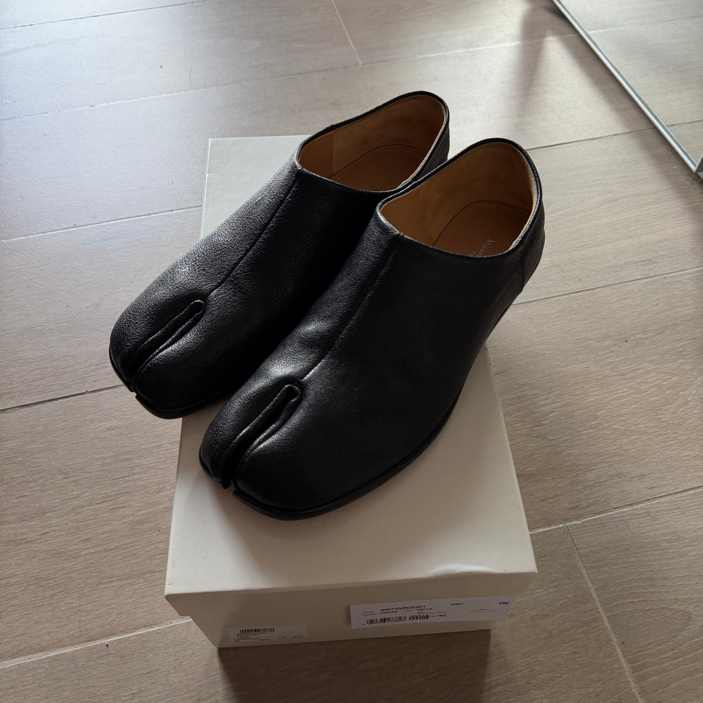 Maison Margiela Tabi Babouche Black