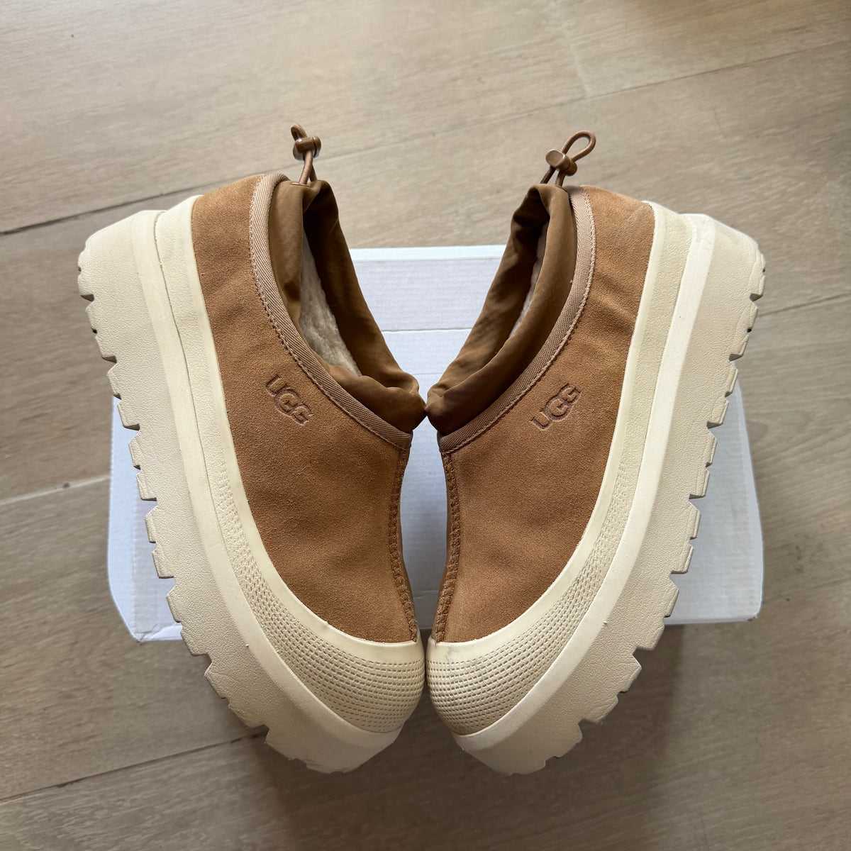 UGG M Tasman Weather Hybrid Chestnut Whitecap (9US)