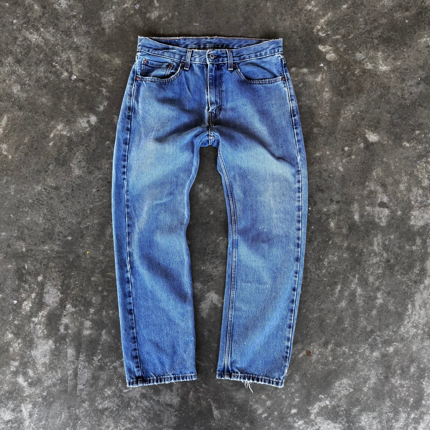 2000s Levi’s 505 Faded Jeans