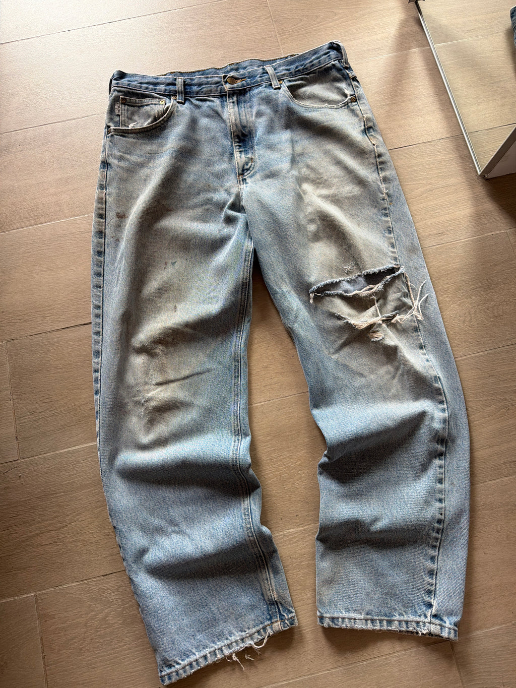 00s Carhartt Trashed Denim Jeans