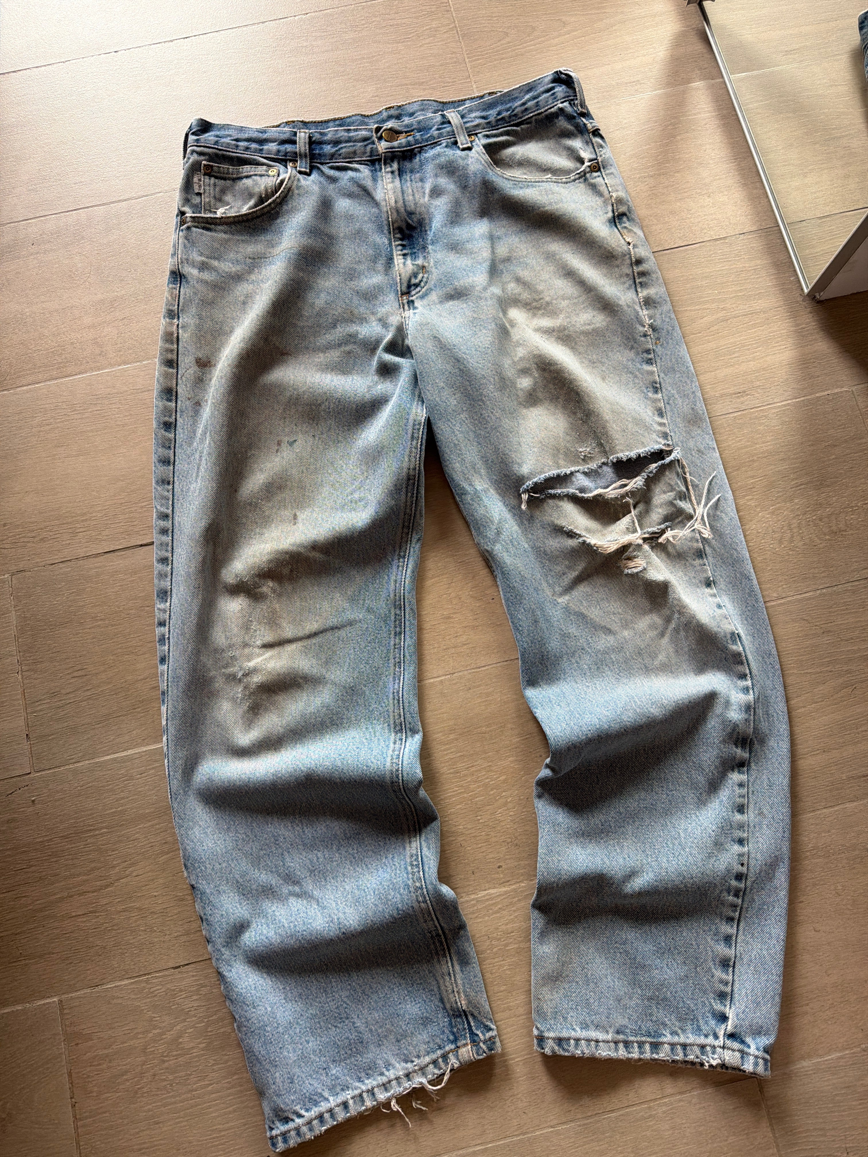 00s Carhartt Trashed Denim Jeans