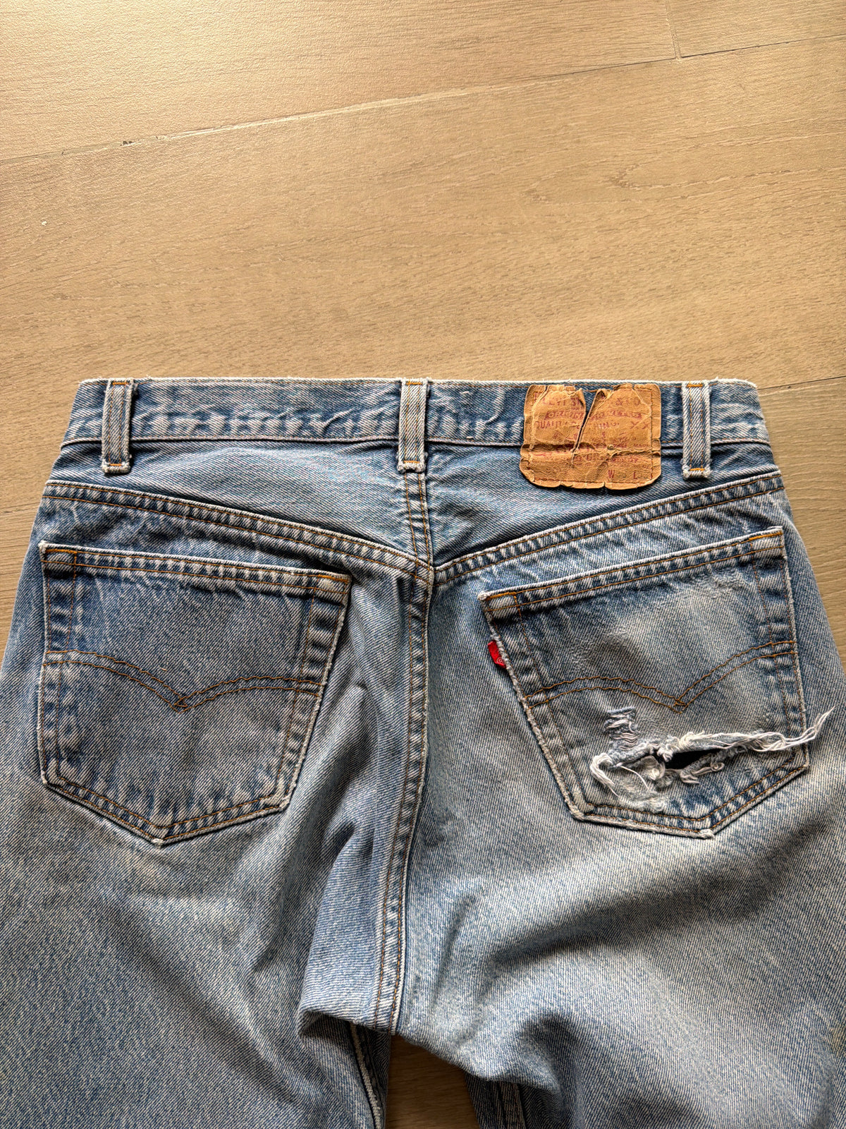 1980s Levi 501 “Light Wash” Denim Jeans (30w)