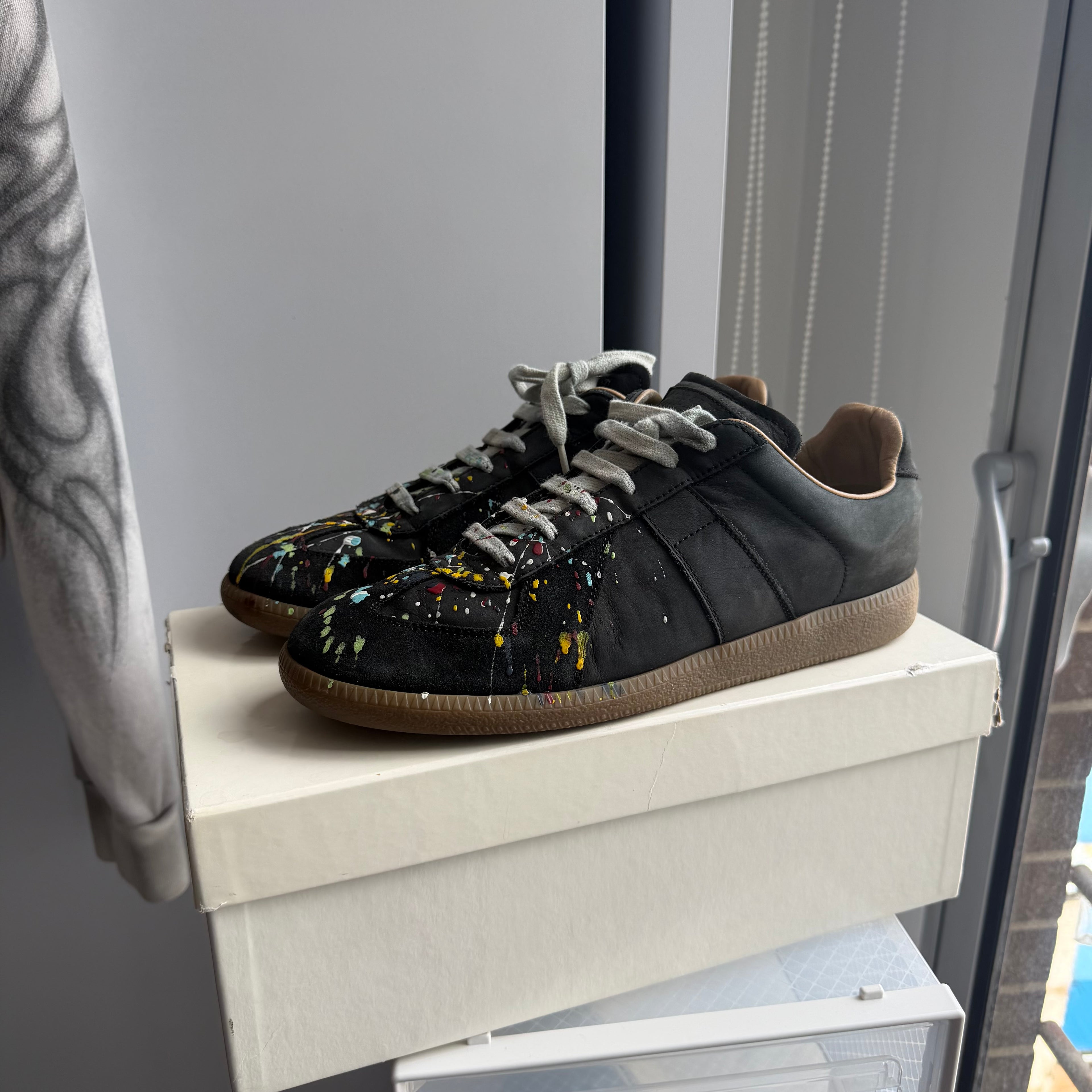 Maison Margiela Paint Splatter Replica GAT Sneakers Black