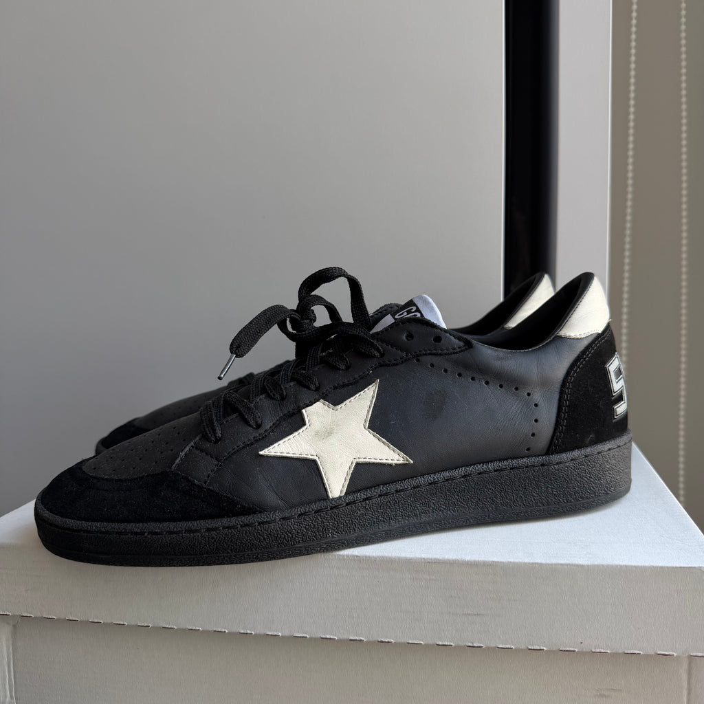 Golden Goose Ballstar Black/White Sneakers