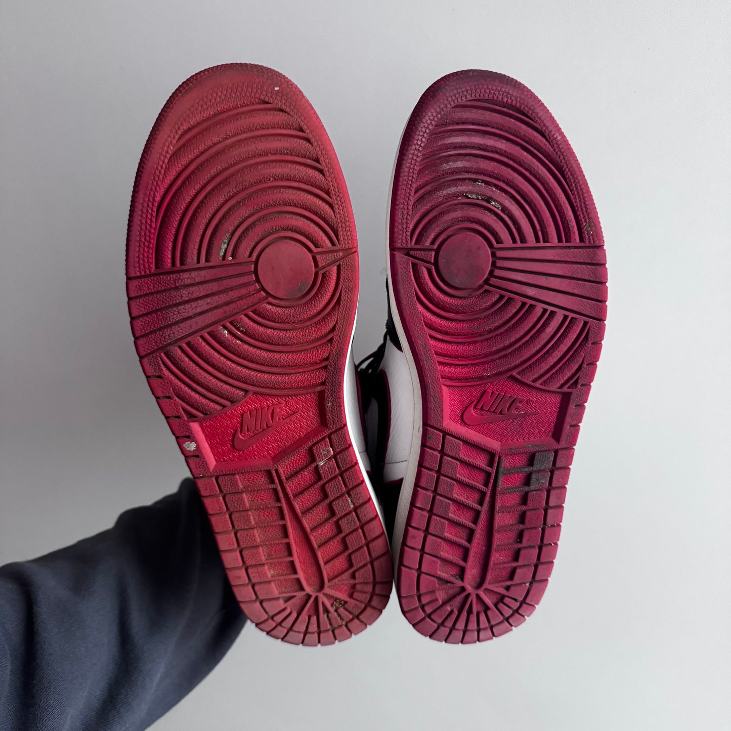 Jordan 1 Retro High Bloodline