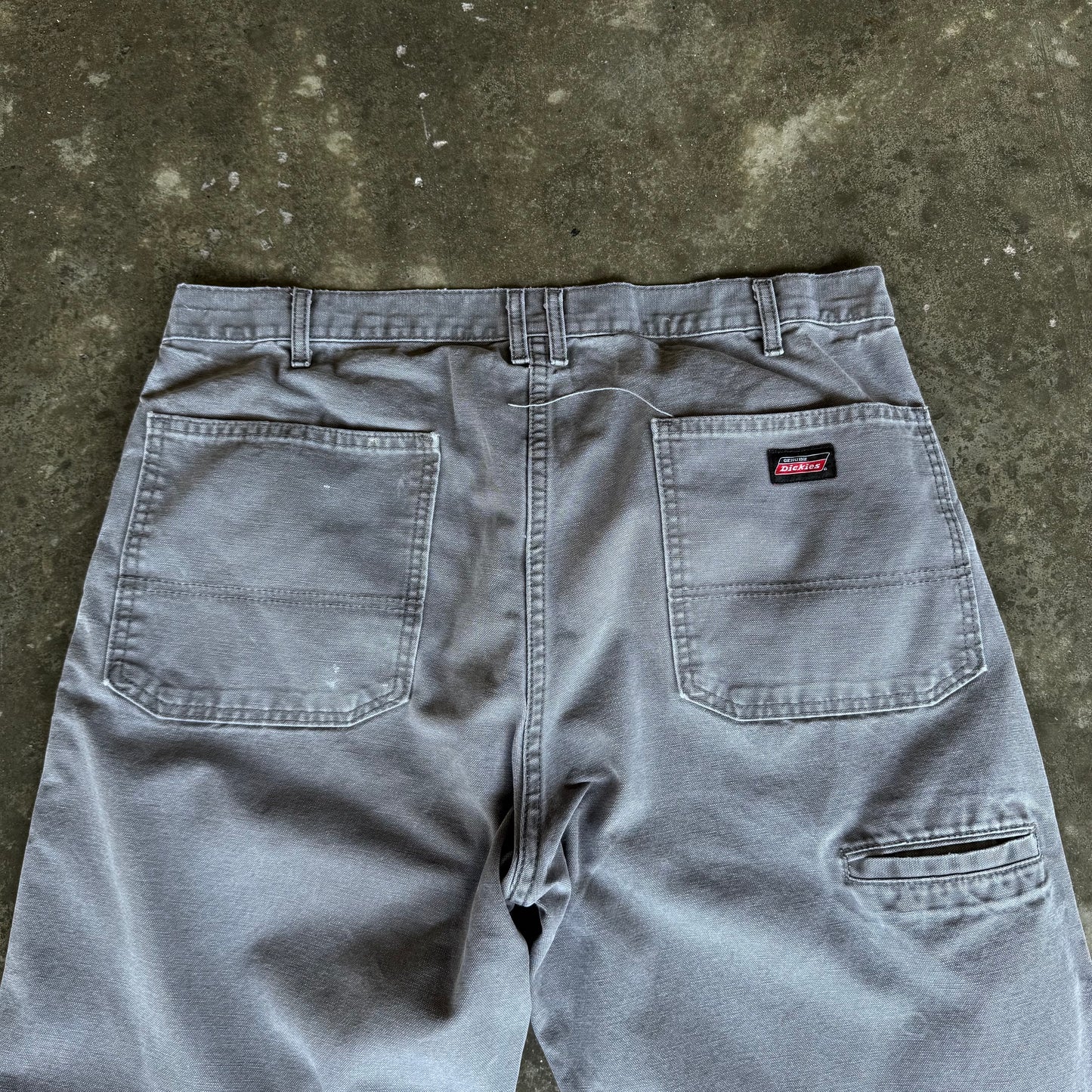 2000s Dickies Carpenter Pants “Stone”