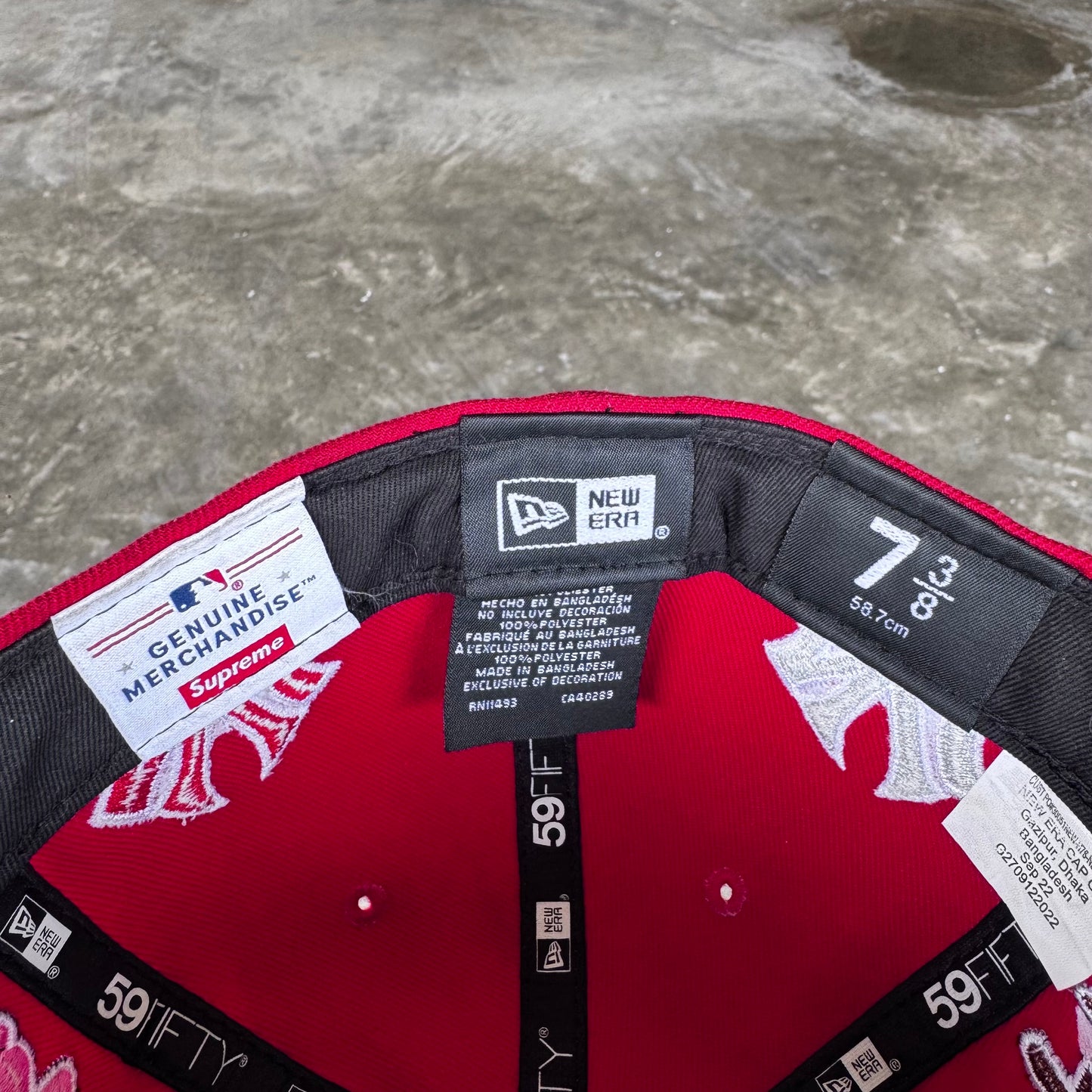 Supreme New York Yankees Kanji New Era Fitted Hat 7 3/8 Red