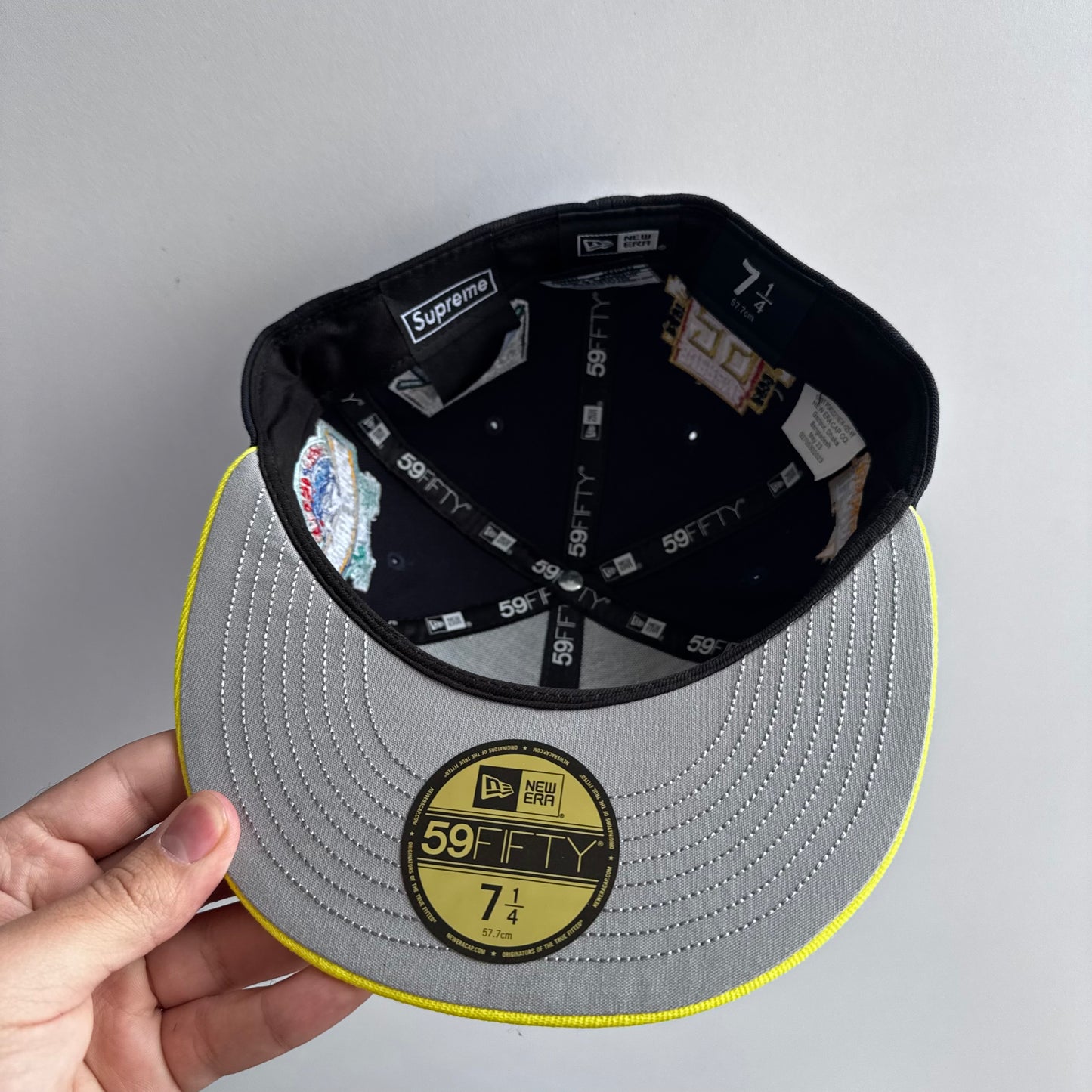 Supreme Championships Box Logo New Era “Navy”