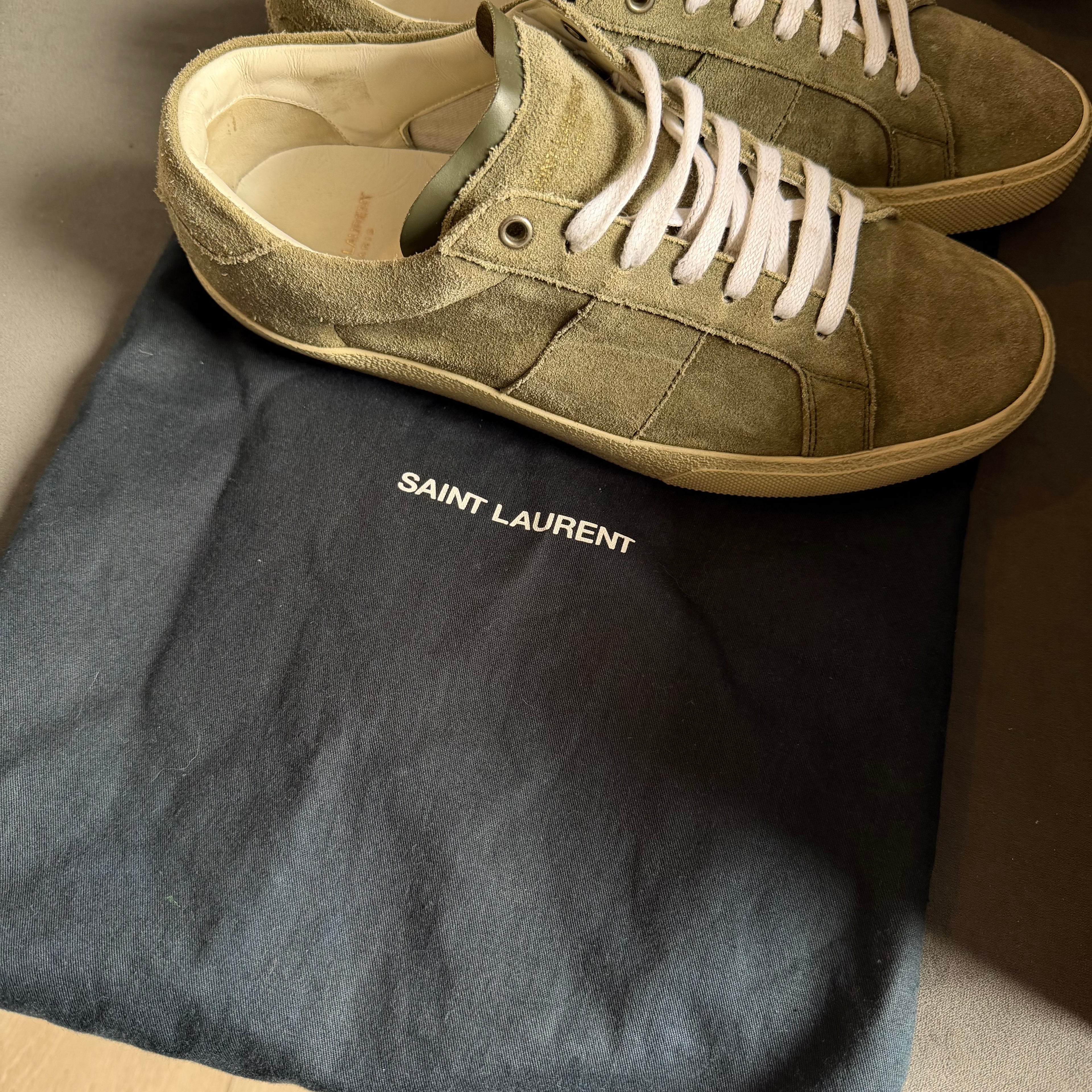 Saint Laurent Court Classic “Forest Green”