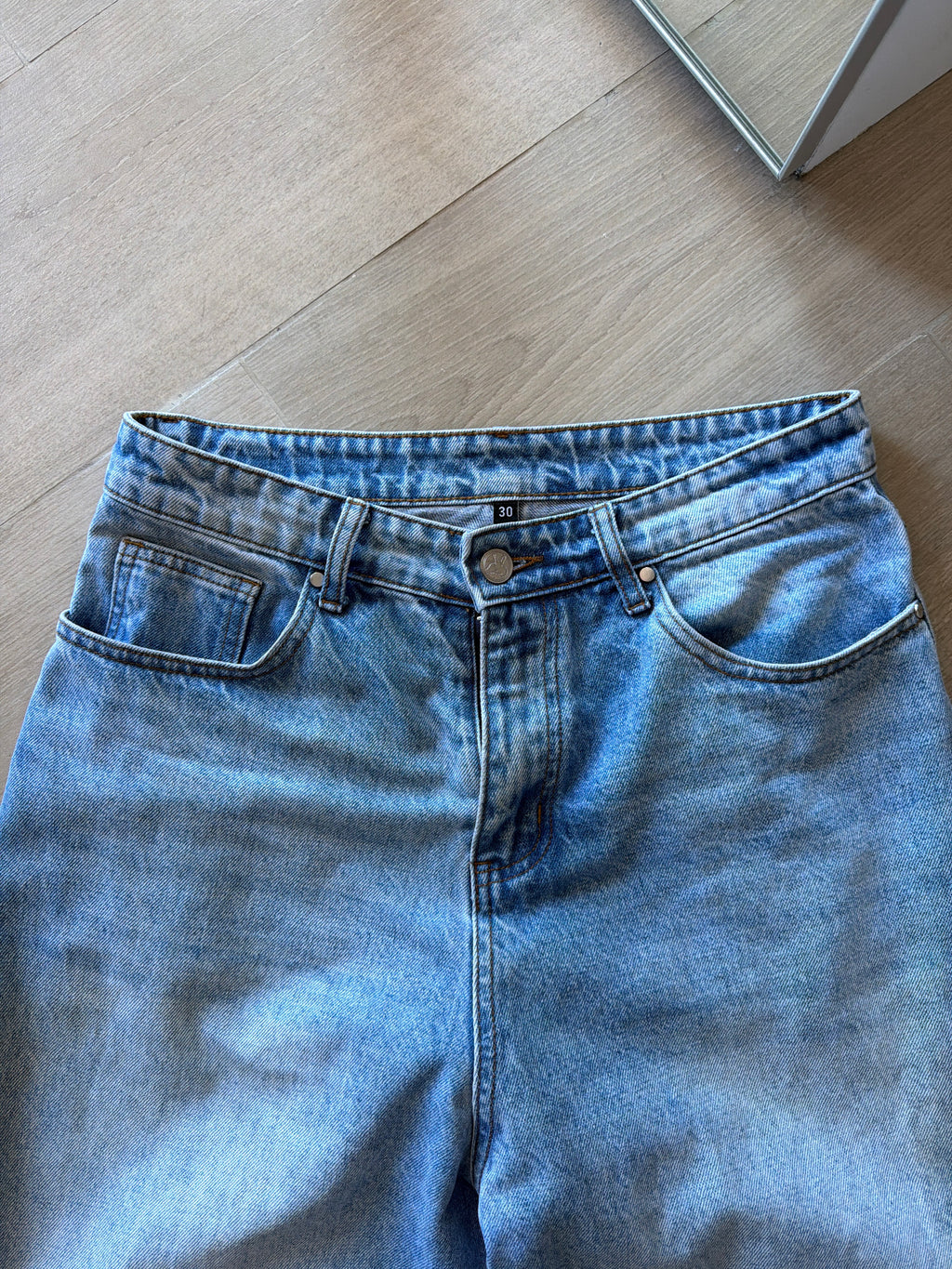 Basketcase Gallery LAX Baggy Faded Jeans
