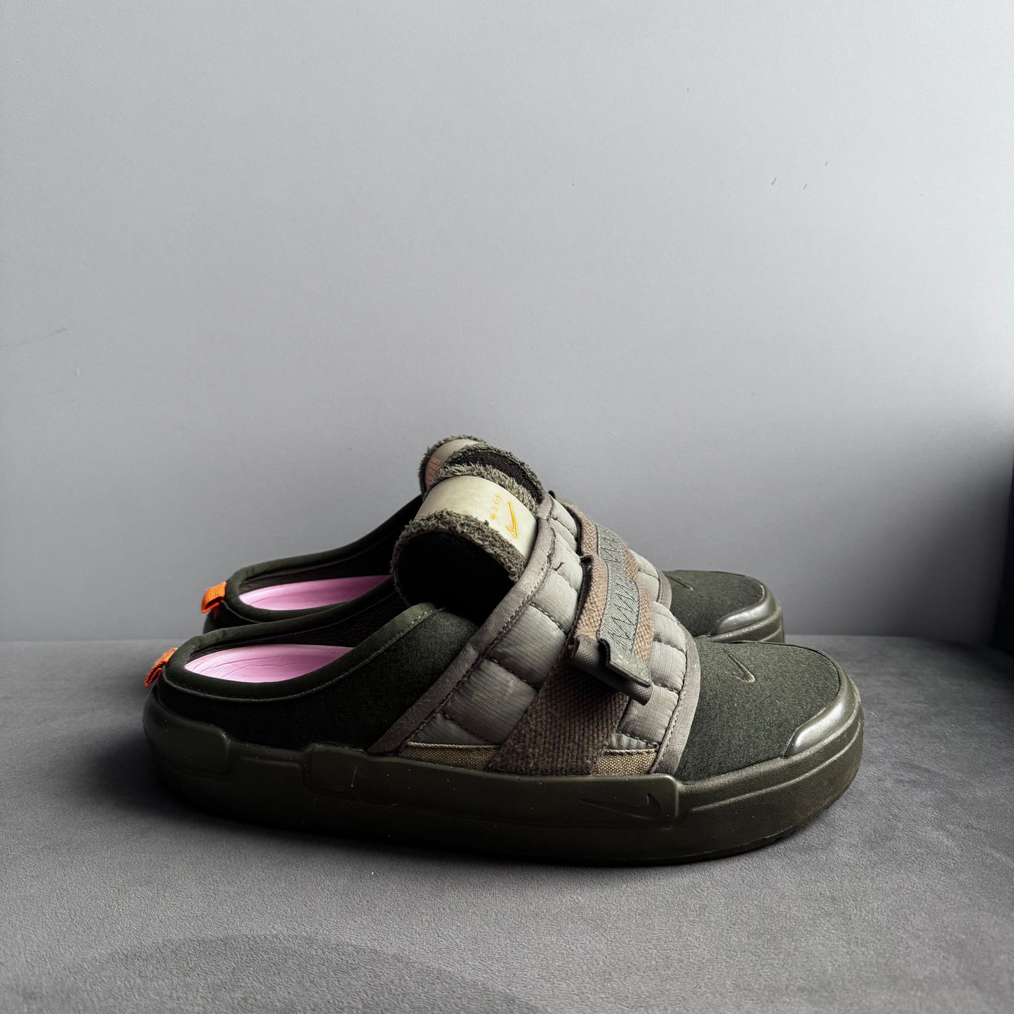 Nike Offline Slip-On Army Olive Ortophedic