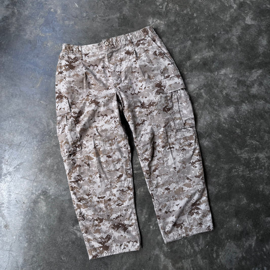 Vintage Authenric Marine Corps Buzz Off Dessert Camo Pants